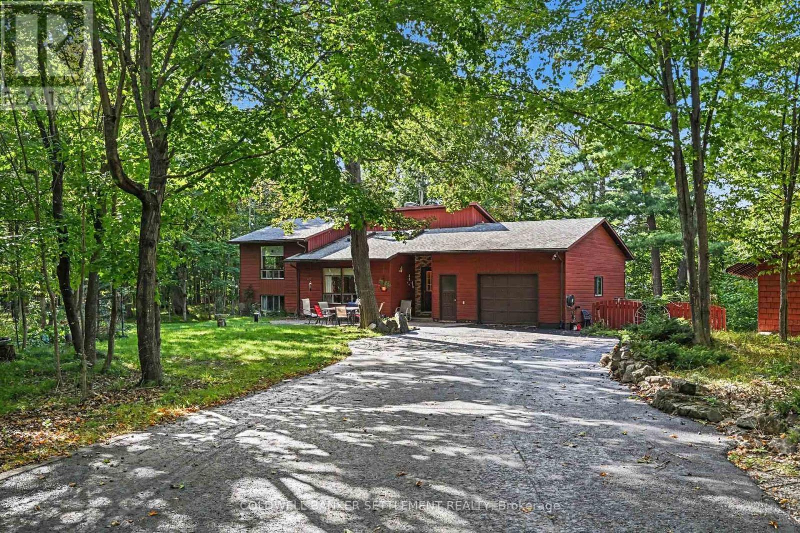 254 Lakewood Road, Tay Valley, Ontario