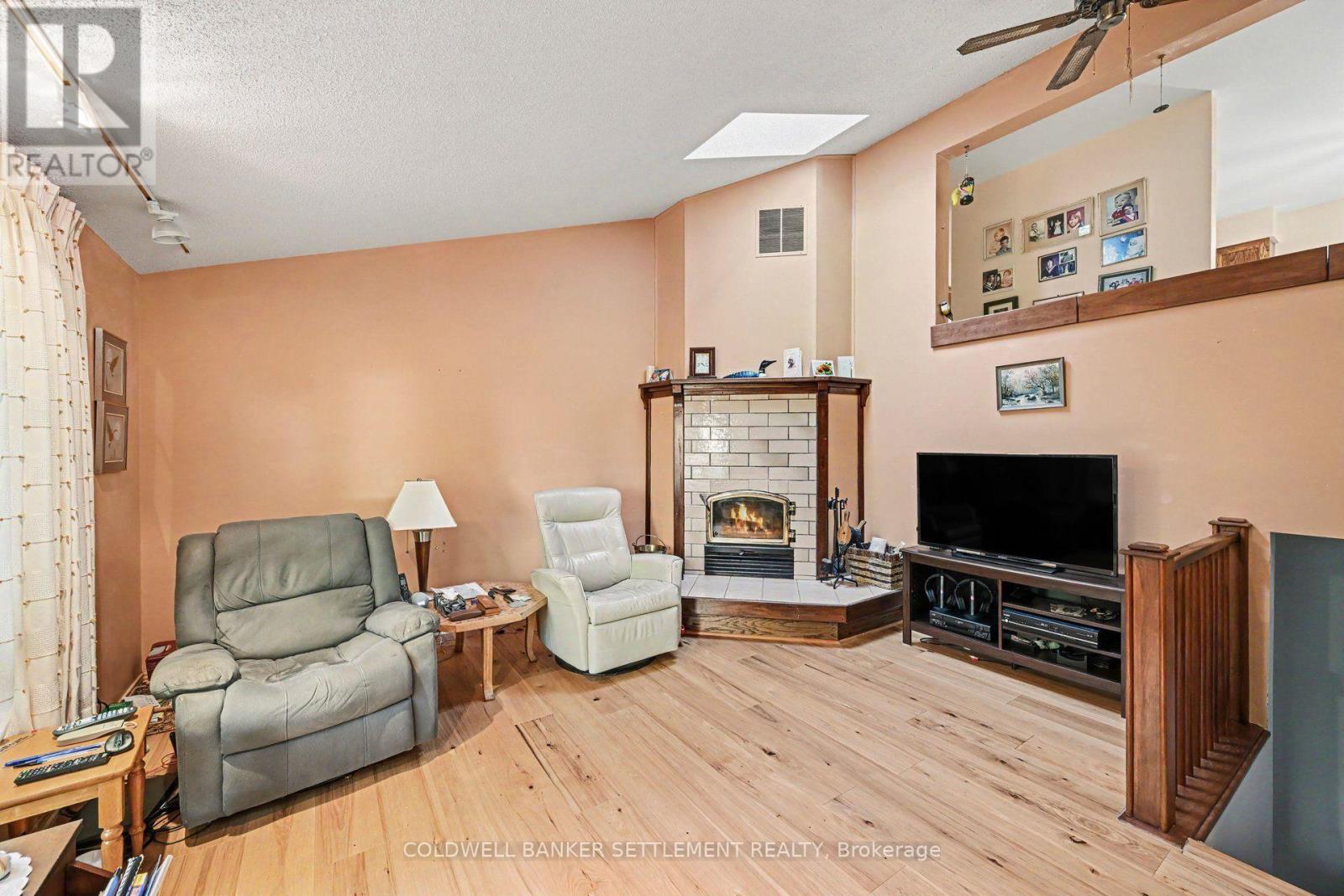 254 Lakewood Road, Tay Valley, Ontario K7H 3C5 - Photo 5 - X13798584