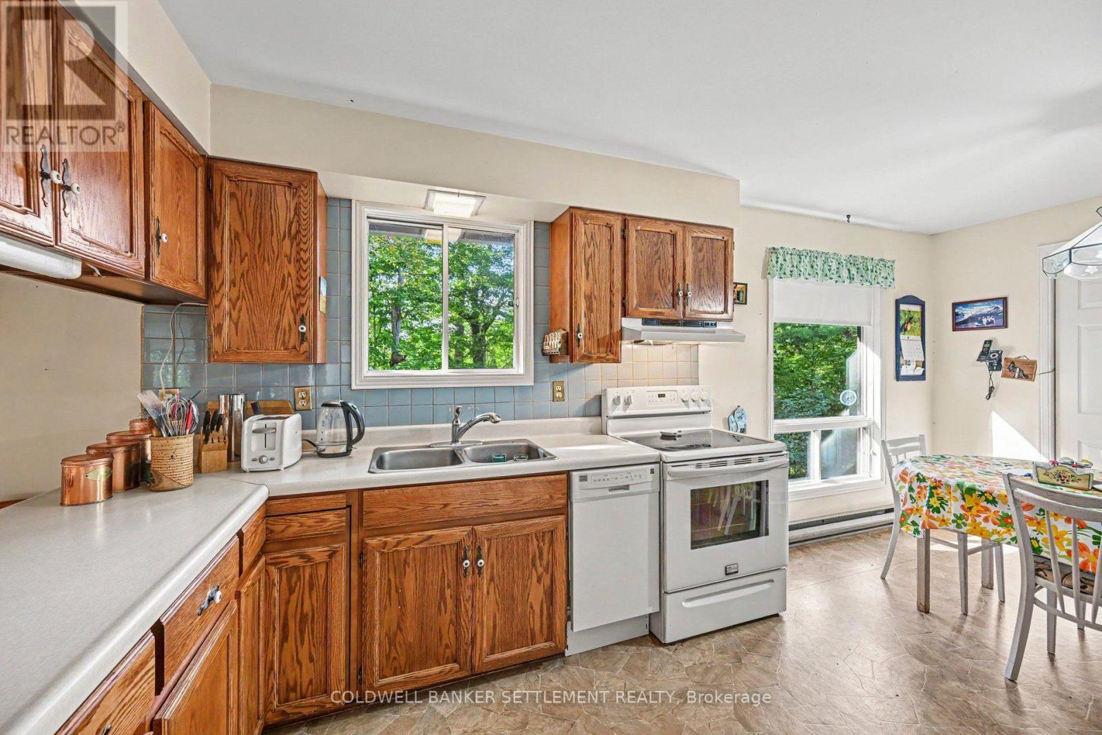 254 Lakewood Road, Tay Valley, Ontario K7H 3C5 - Photo 6 - X13798584