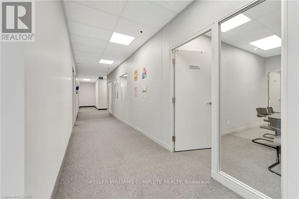 2189 Speers Road, Oakville, Ontario  L6L 2X9 - Photo 4 - W13798348