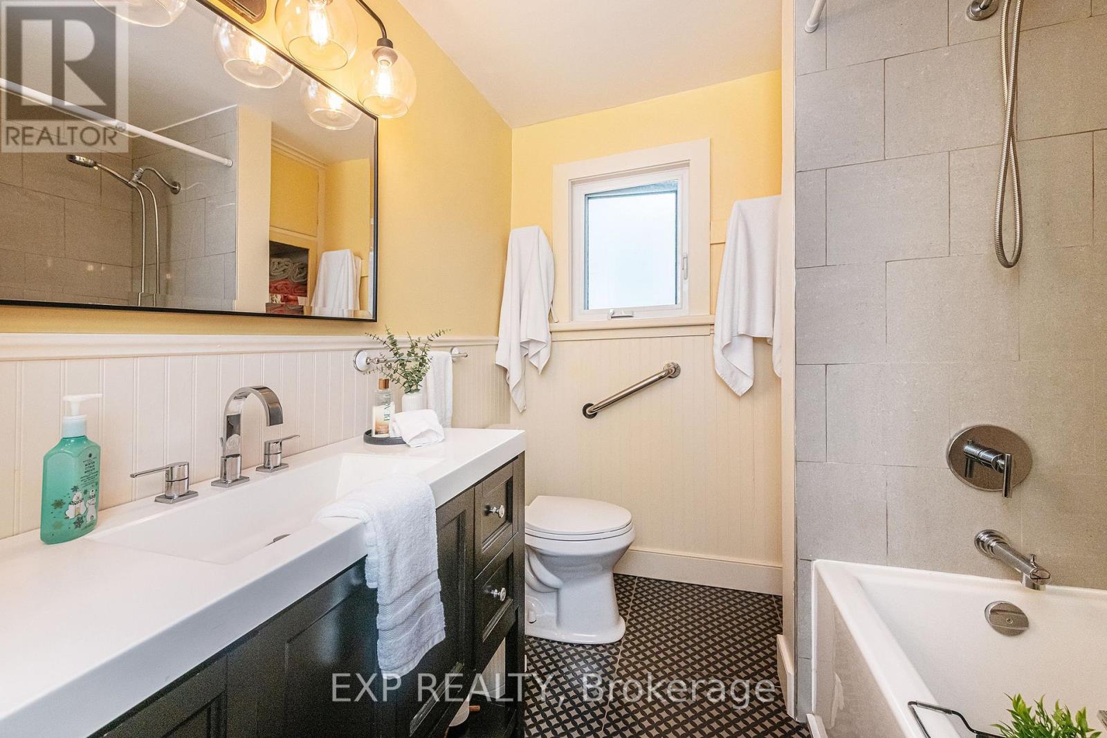 7 Third Avenue, Orangeville, Ontario  L9W 1G8 - Photo 31 - W13798324
