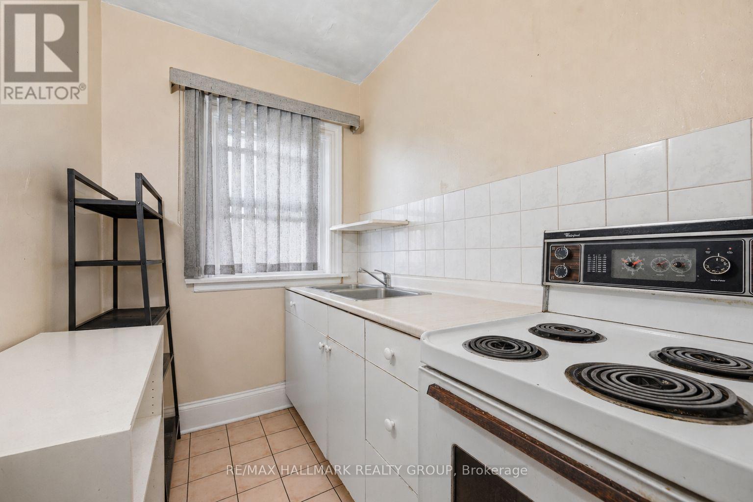 451 & 453 - 453 Catherine Street N, Ottawa, Ontario  K1R 5T7 - Photo 29 - X13530468