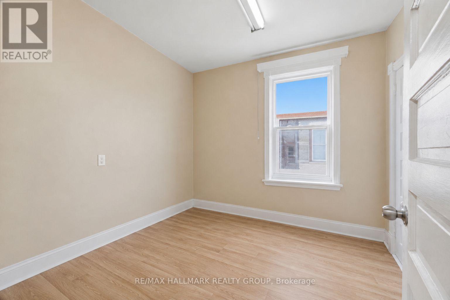 451 & 453 - 453 Catherine Street N, Ottawa, Ontario  K1R 5T7 - Photo 30 - X13530468