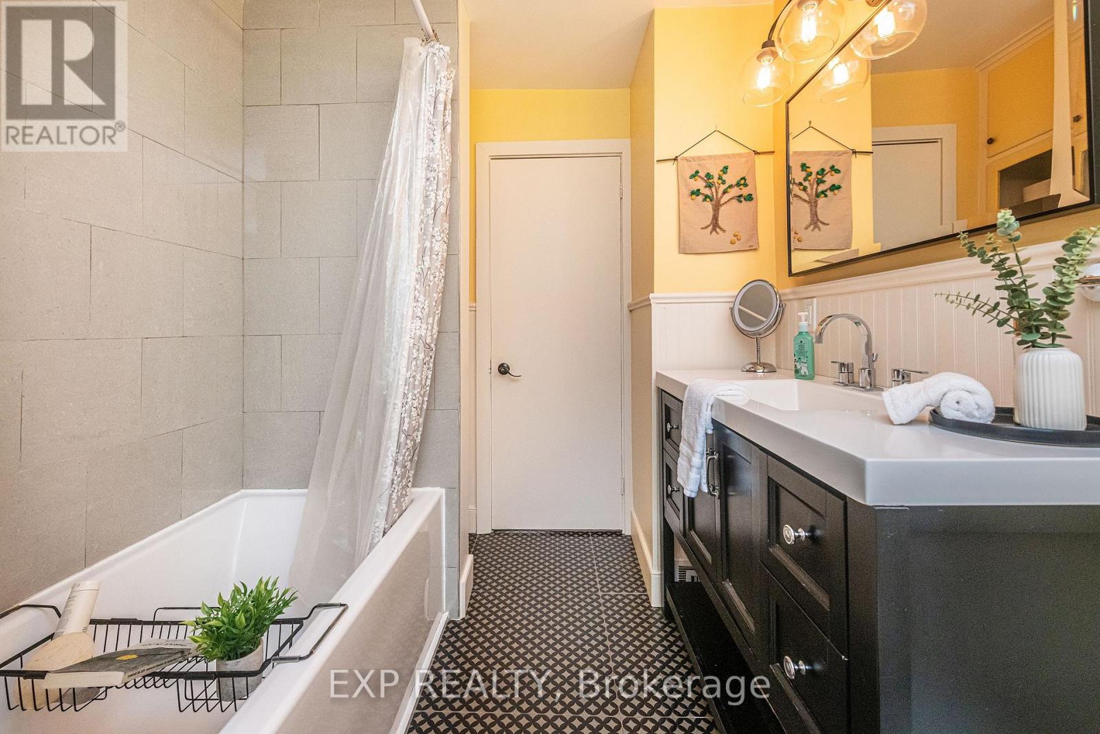 7 Third Avenue, Orangeville, Ontario  L9W 1G8 - Photo 32 - W13798324