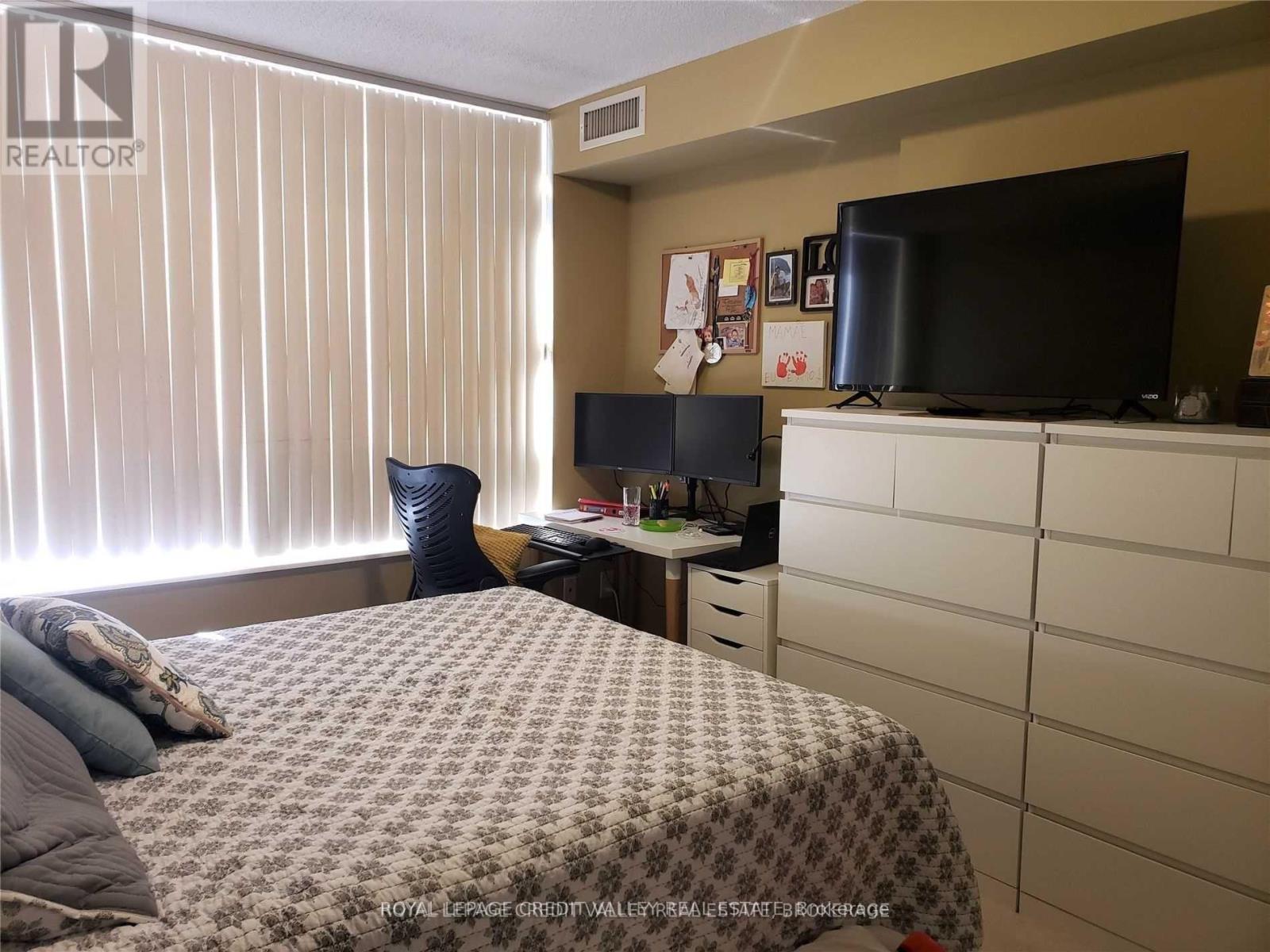 1929 - 3888 Duke Of York Boulevard S, Mississauga, Ontario  L5A 4P5 - Photo 10 - W13798388