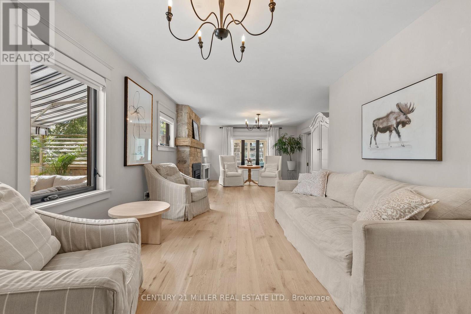 139 Allan Street, Oakville, Ontario  L6J 3N6 - Photo 12 - W13798472