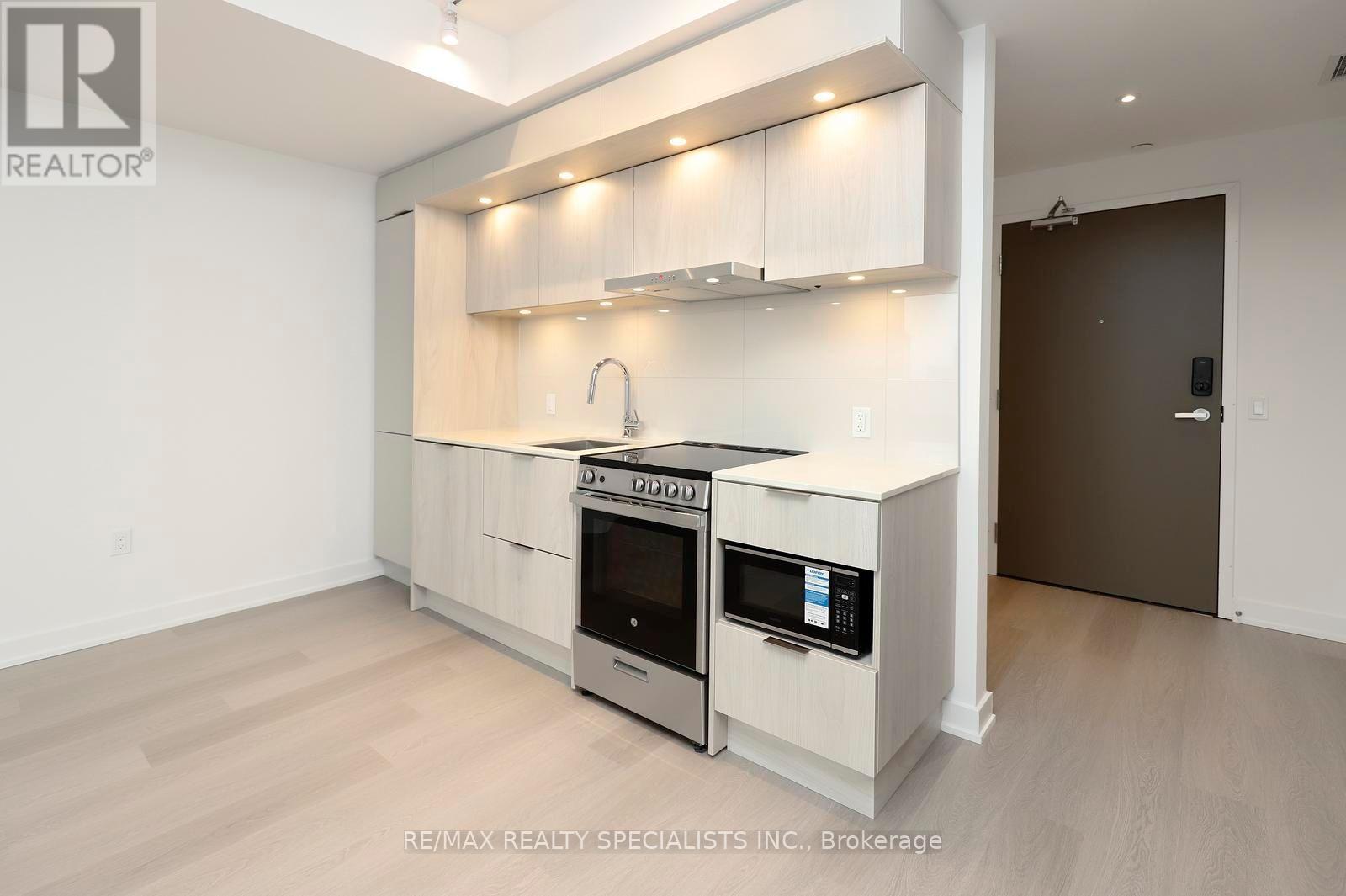 3804 - 448 Burnhamthorpe Road W, Mississauga, Ontario  L5B 0R4 - Photo 17 - W13798482
