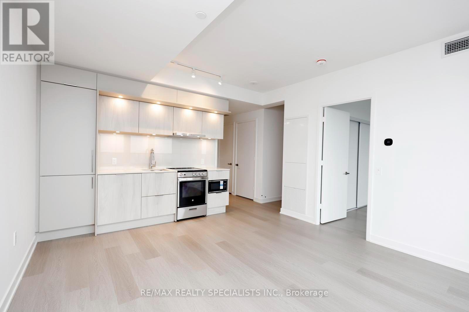3804 - 448 Burnhamthorpe Road W, Mississauga, Ontario  L5B 0R4 - Photo 15 - W13798482