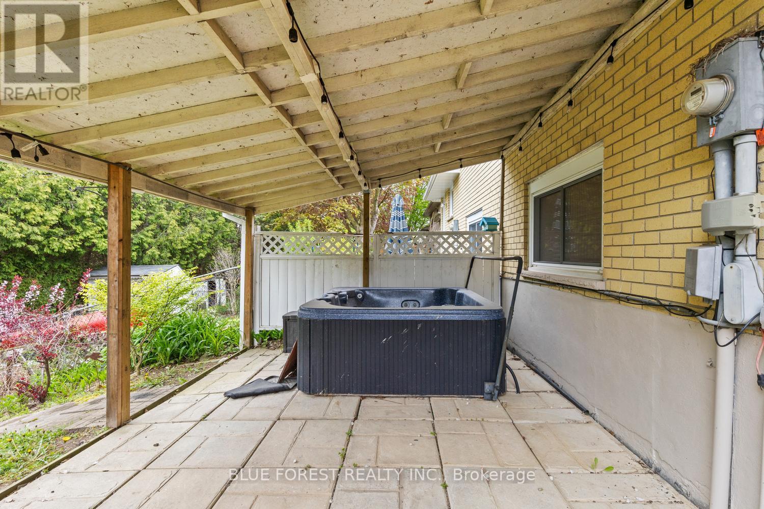 1117 Byron Baseline Road, London South, Ontario N6K 2C7 - Photo 43 - X13798508