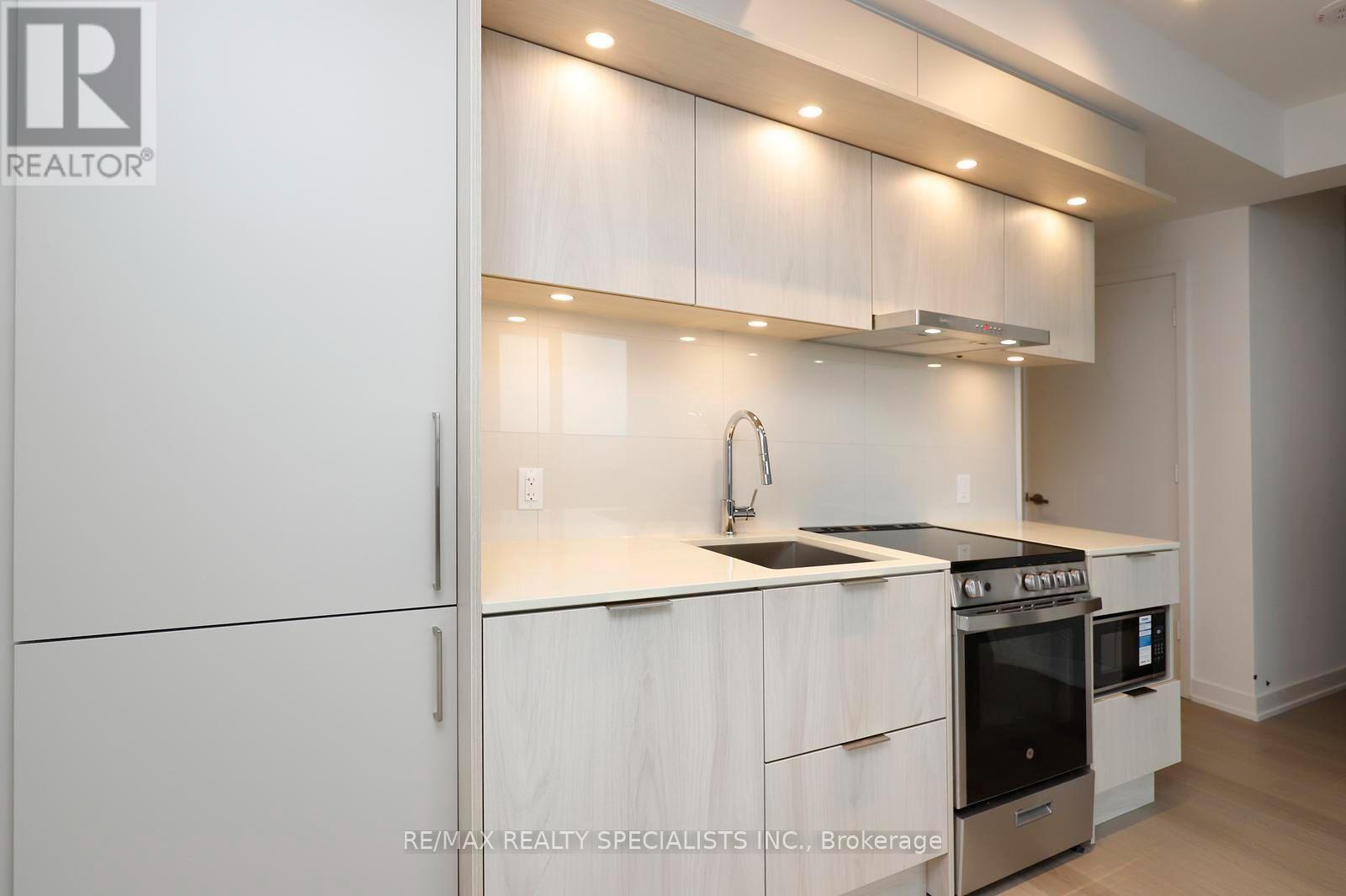 3804 - 448 Burnhamthorpe Road W, Mississauga, Ontario  L5B 0R4 - Photo 20 - W13798482