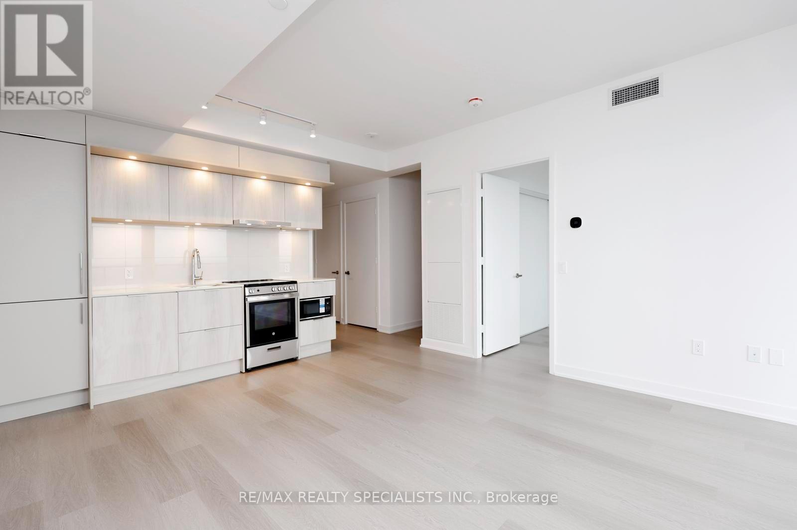 4604 - 448 Burnhamthorpe Road W, Mississauga, Ontario  L5B 0R4 - Photo 12 - W13798488
