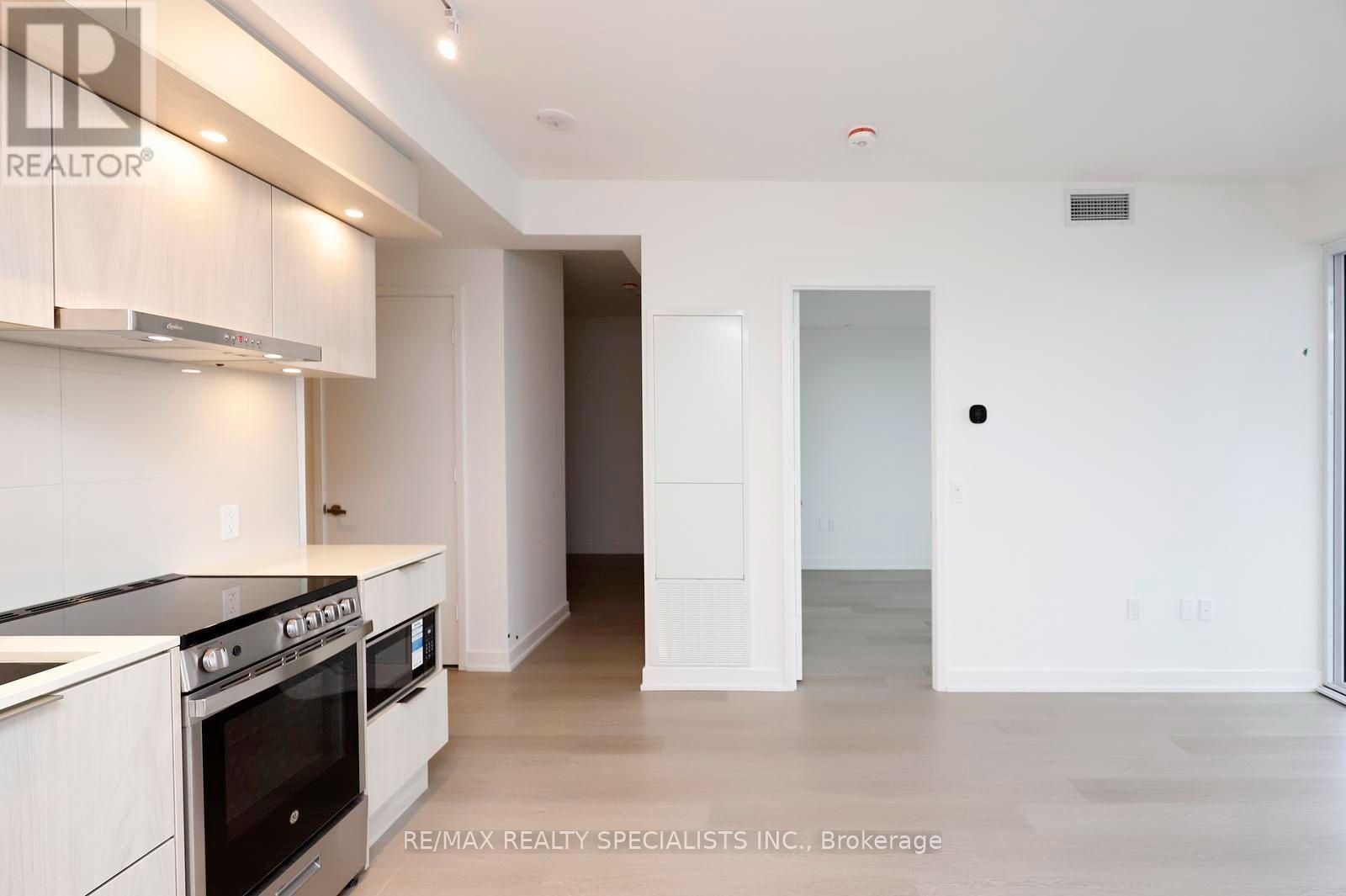 3804 - 448 Burnhamthorpe Road W, Mississauga, Ontario  L5B 0R4 - Photo 23 - W13798482