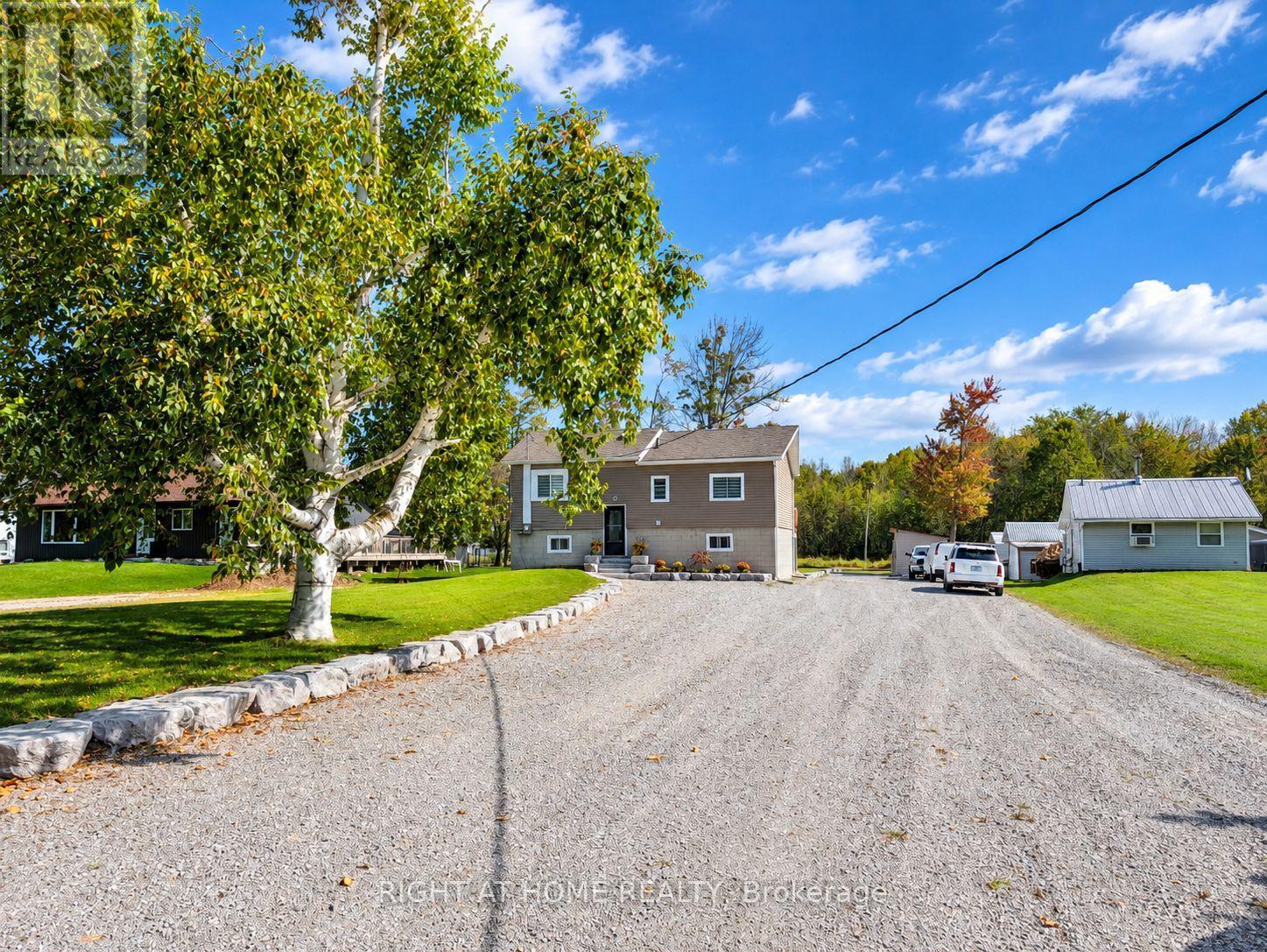 4041 Glen Cedar Drive, Ramara, Ontario  L3V 0S2 - Photo 2 - S13795228