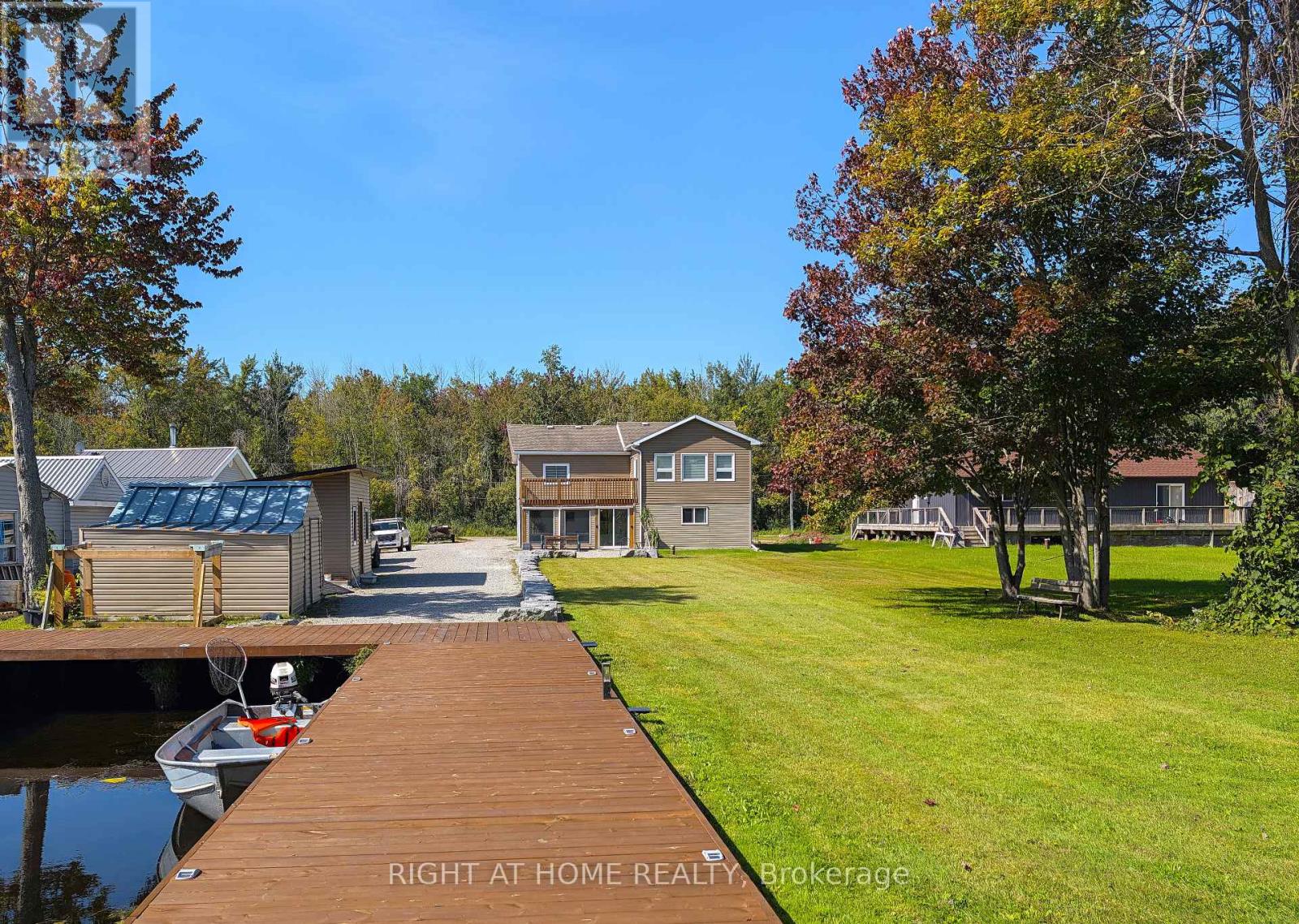 4041 Glen Cedar Drive, Ramara, Ontario  L3V 0S2 - Photo 3 - S13795228