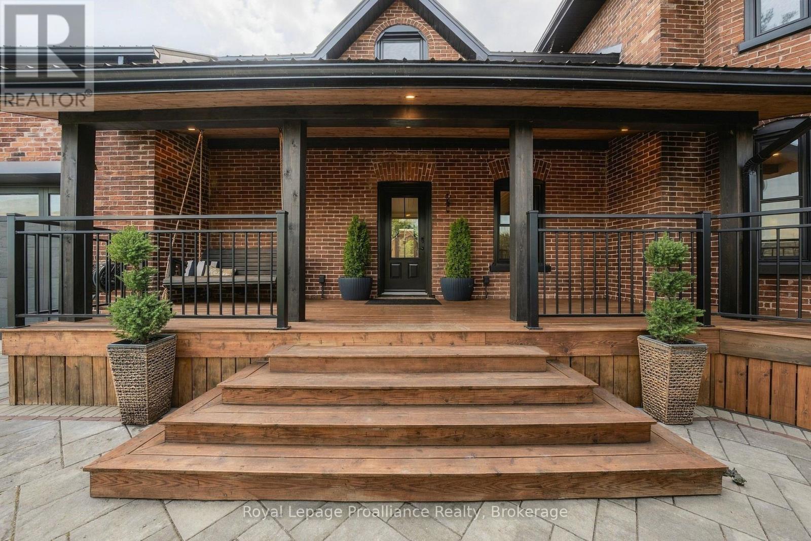 348 Massasauga Road, Prince Edward County, Ontario  K8N 4Z7 - Photo 3 - X13798798