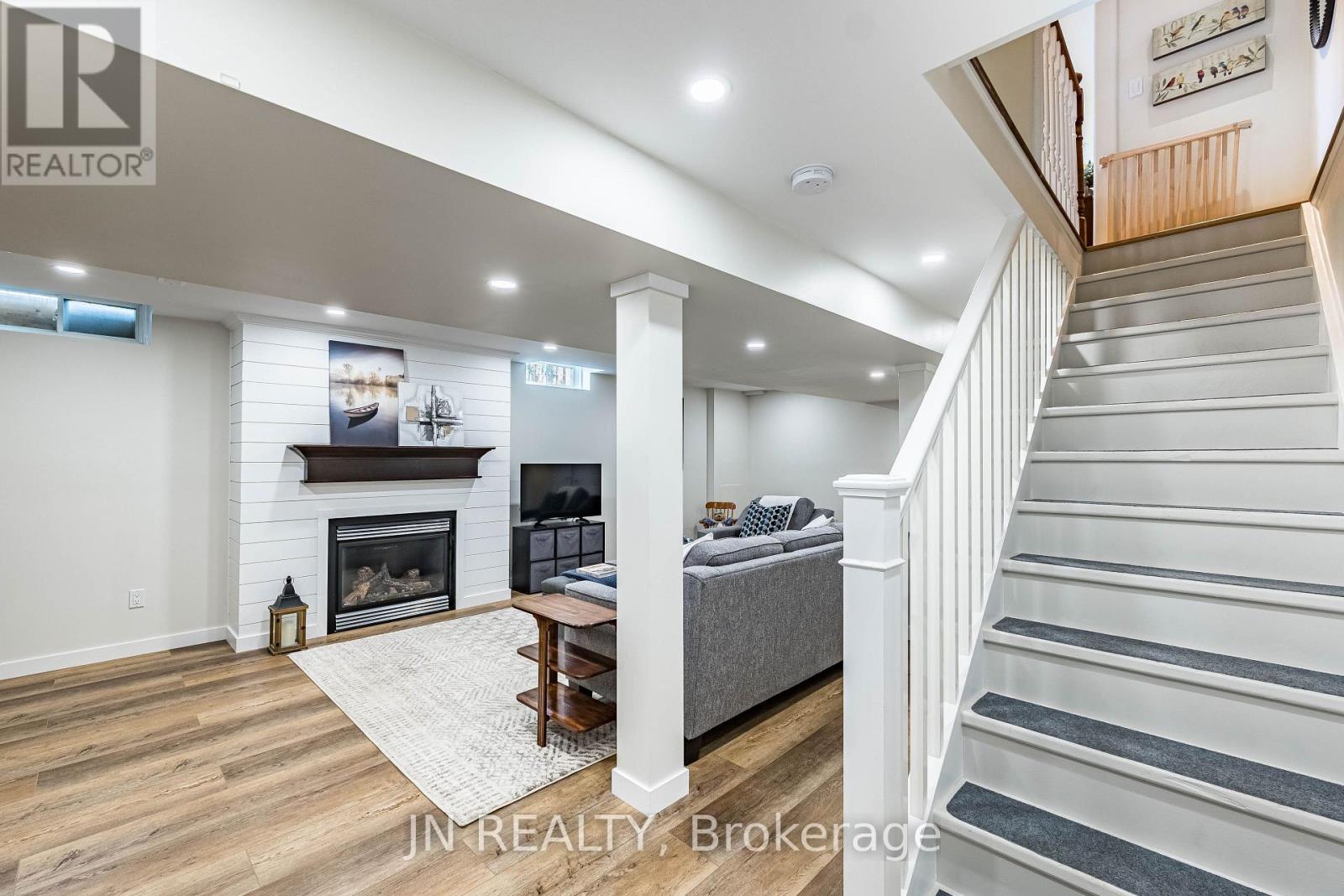 2 Nimrod Crescent, Brampton, Ontario  L6S 4T8 - Photo 40 - W13798512