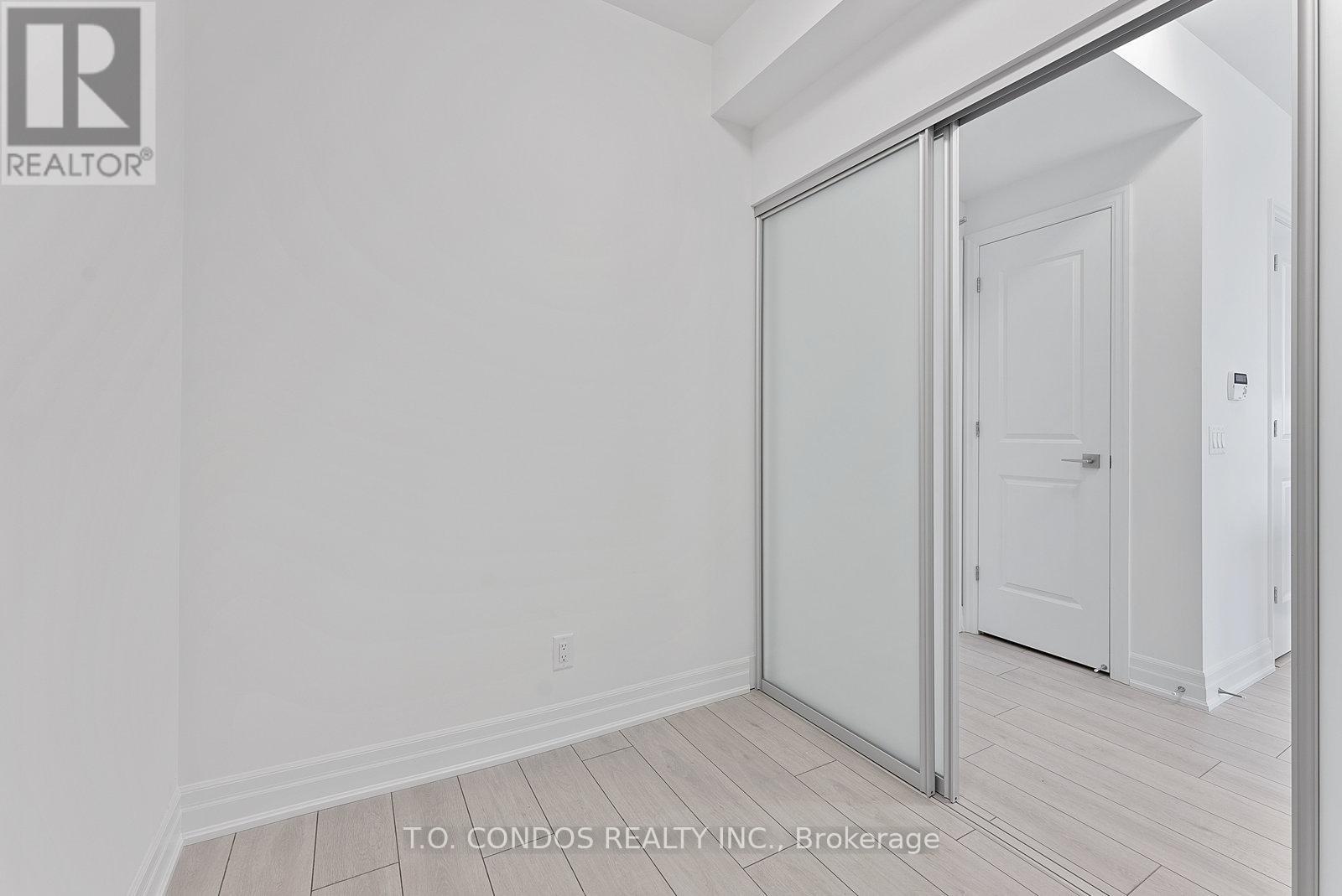 505 - 30 Elm Drive W, Mississauga, Ontario  L5B 1L9 - Photo 6 - W13798496