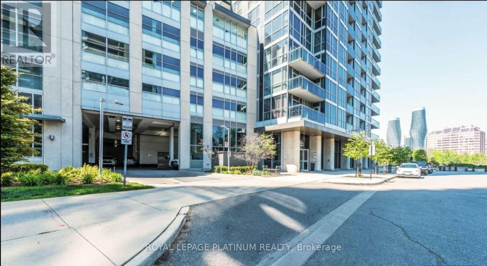 1202 - 223 Webb Drive, Mississauga, Ontario  L5B 0E8 - Photo 3 - W13798494
