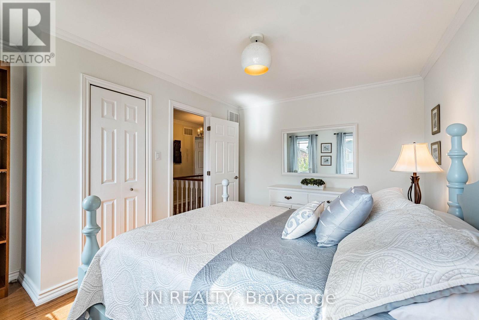 2 Nimrod Crescent, Brampton, Ontario  L6S 4T8 - Photo 38 - W13798512