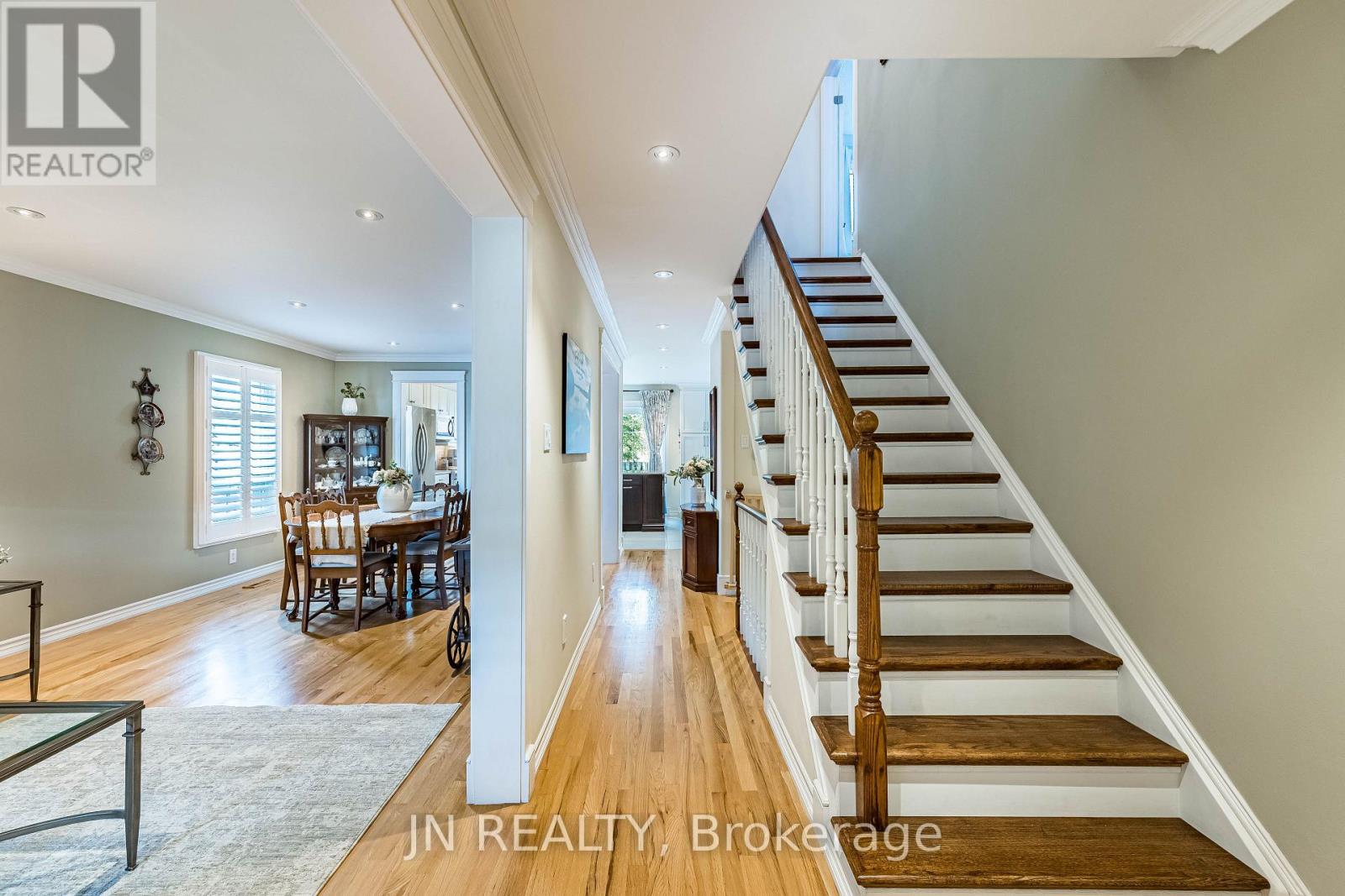 2 Nimrod Crescent, Brampton, Ontario  L6S 4T8 - Photo 6 - W13798512
