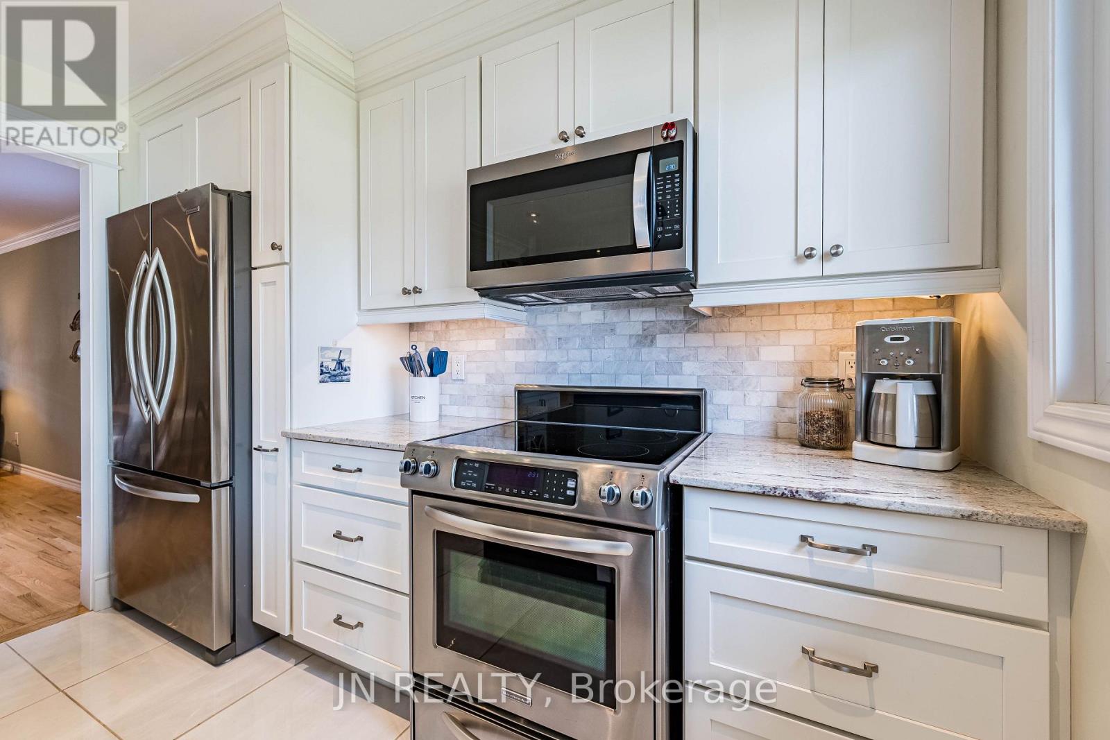 2 Nimrod Crescent, Brampton, Ontario  L6S 4T8 - Photo 21 - W13798512