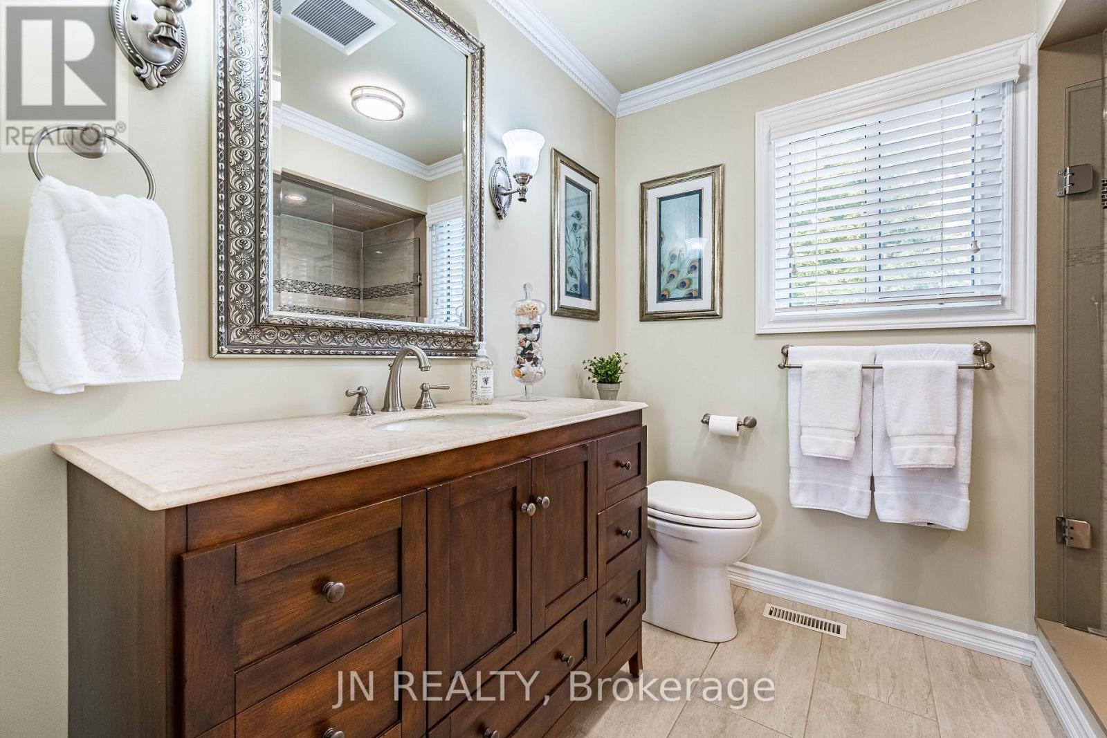 2 Nimrod Crescent, Brampton, Ontario  L6S 4T8 - Photo 32 - W13798512