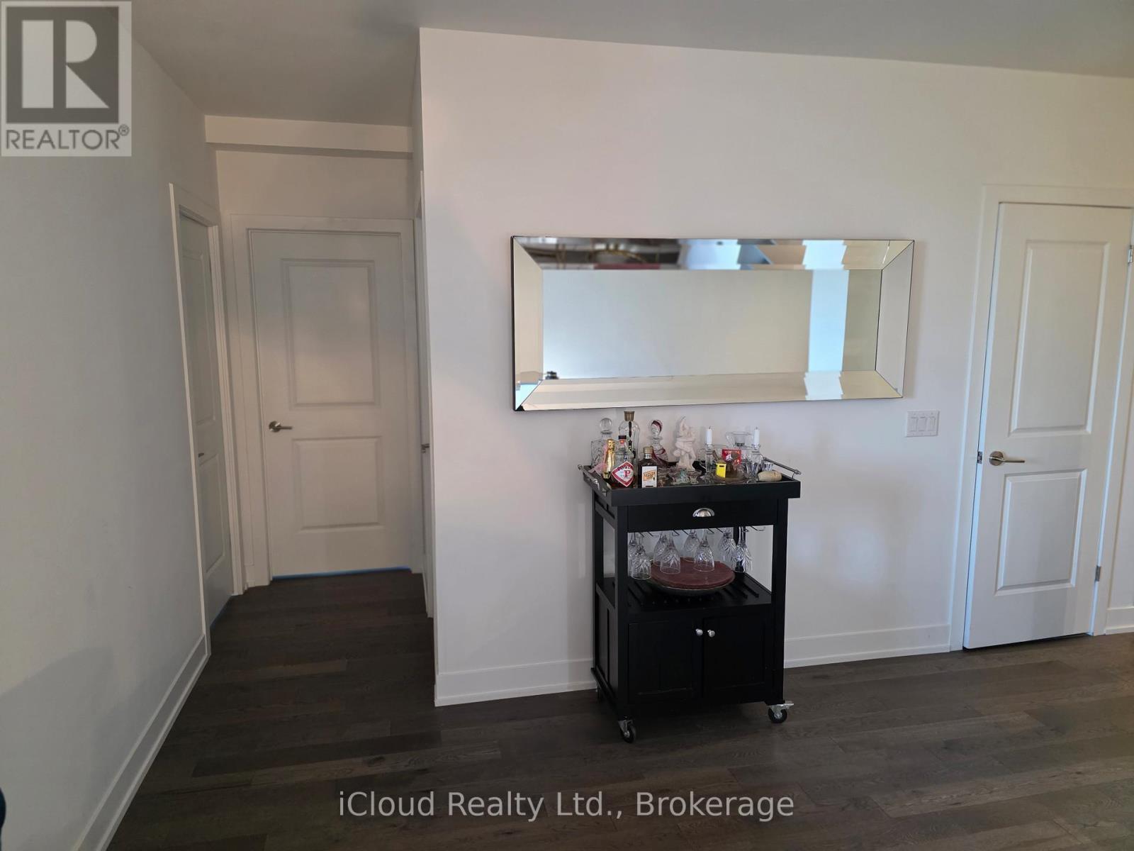 505 - 1063 Douglas Mccurdy Comm Circle, Mississauga, Ontario  L5G 0C5 - Photo 7 - W13798544