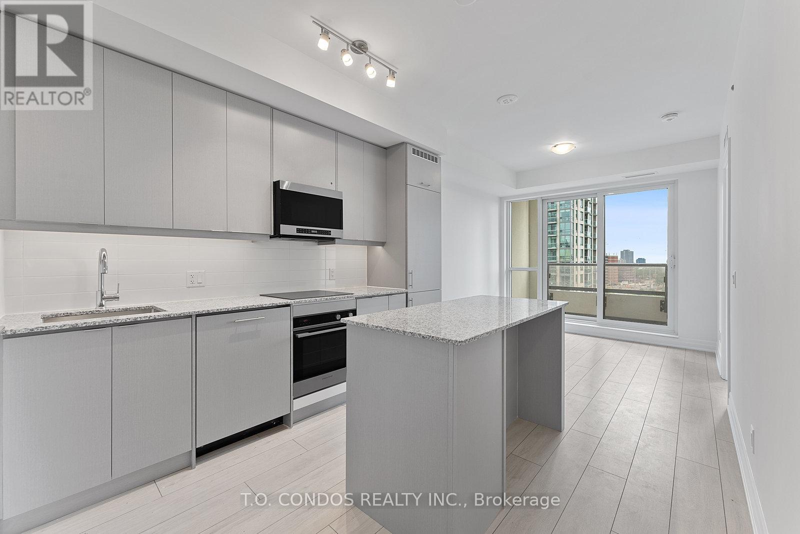 505 - 30 Elm Drive W, Mississauga, Ontario  L5B 1L9 - Photo 8 - W13798496