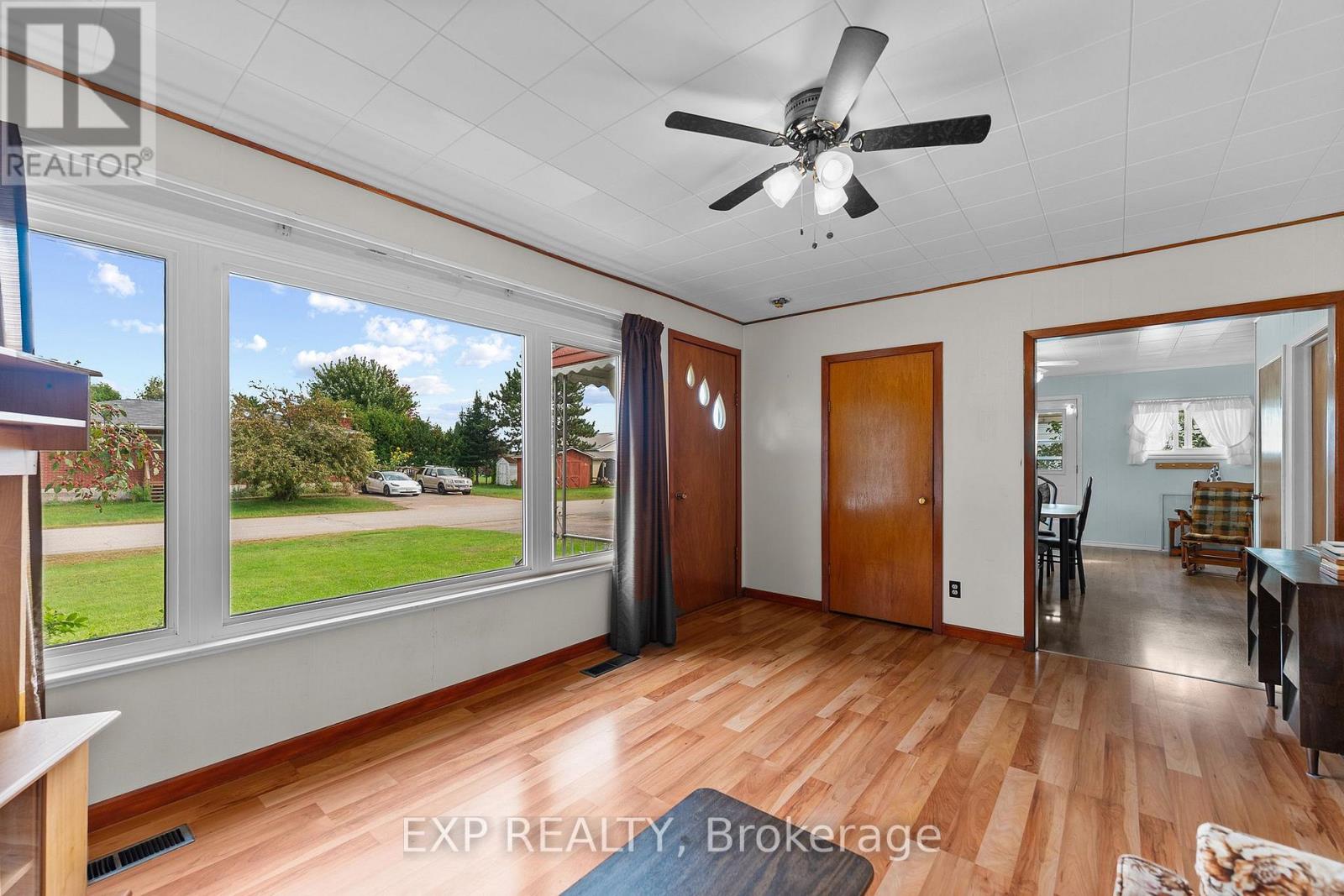 17 Casey Street, Madawaska Valley, Ontario  K0J 1B0 - Photo 10 - X13798636