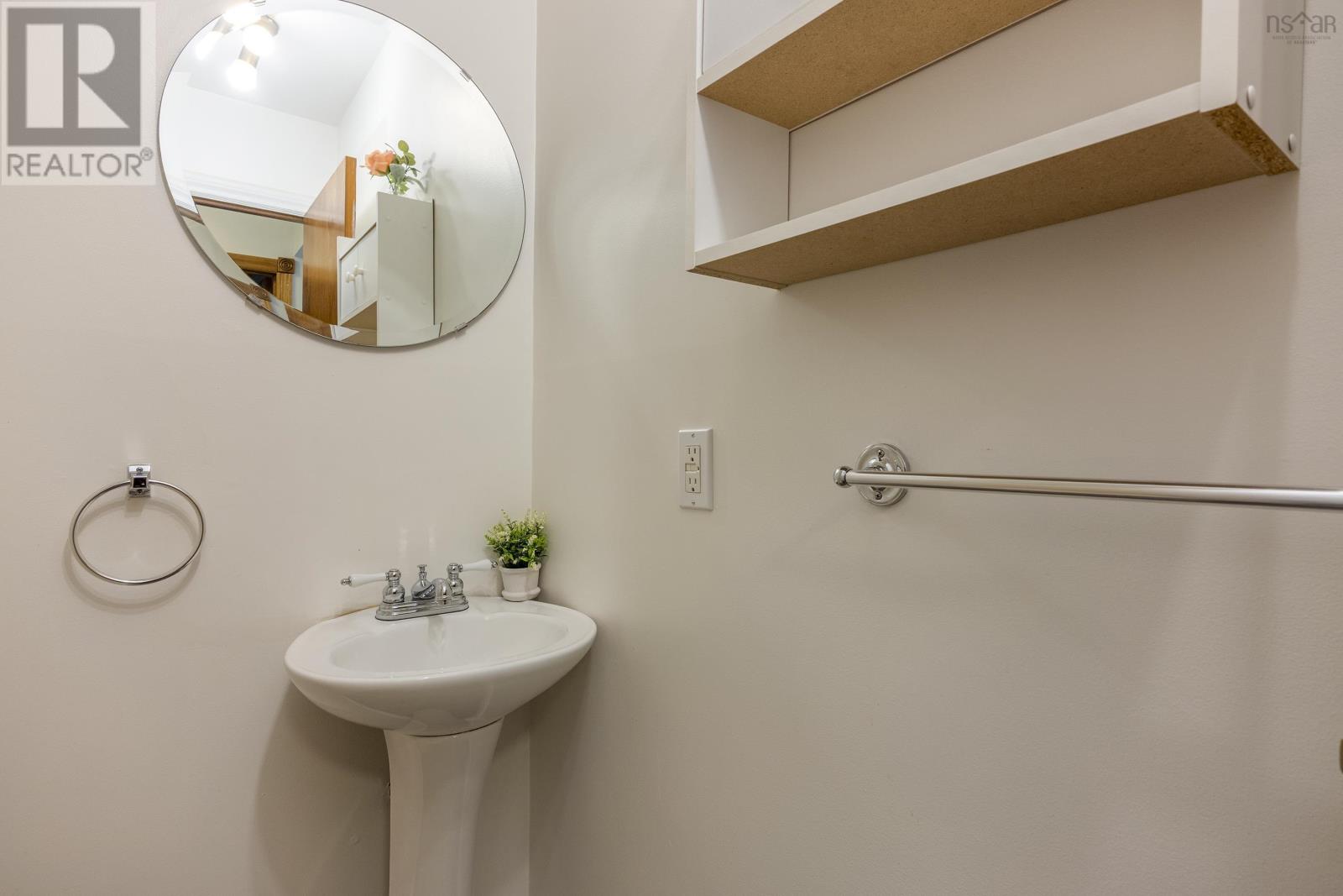 867 Julie Drive photo 30
