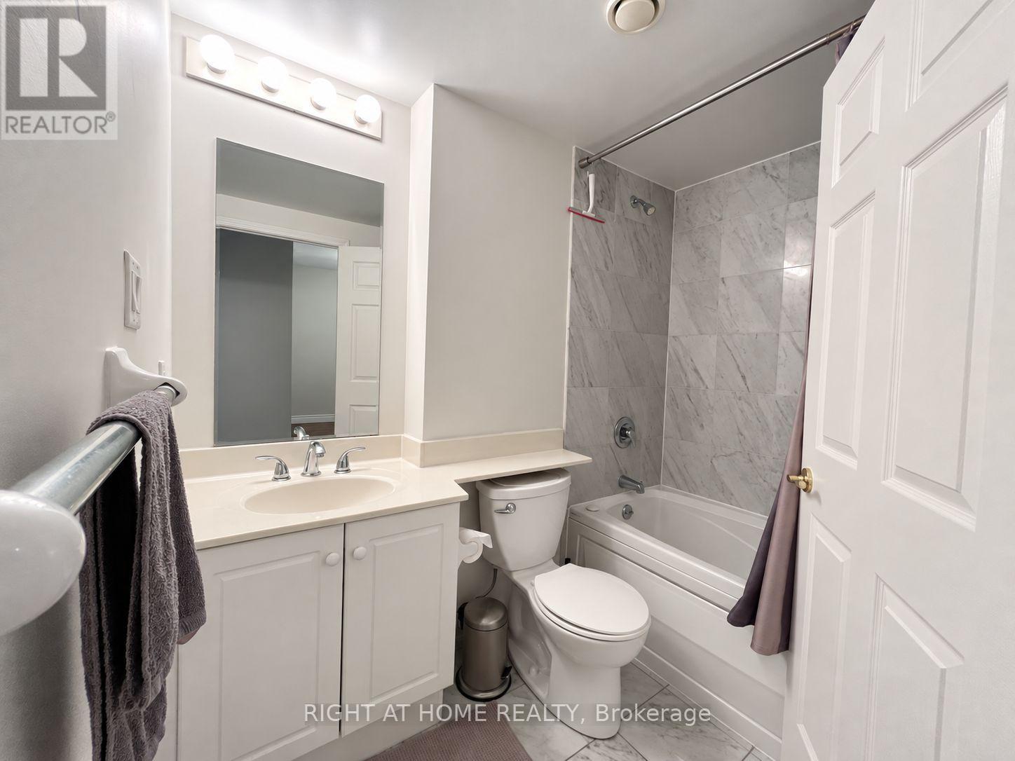 308 - 2511 Bloor Street W, Toronto, Ontario  M6S 5A6 - Photo 13 - W13798652