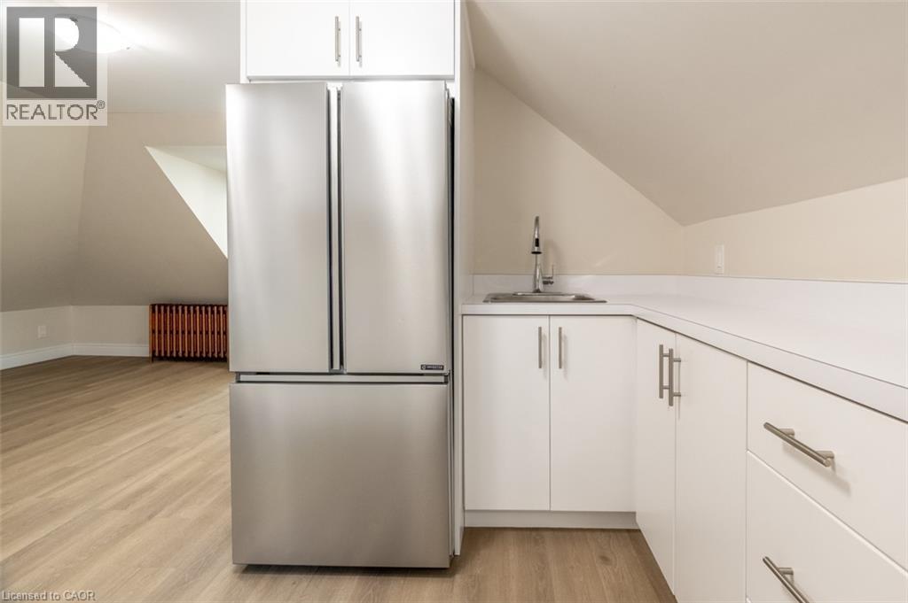 124 Gladstone Avenue Unit# 3, Hamilton, Ontario  L8M 2H9 - Photo 13 - 40860062