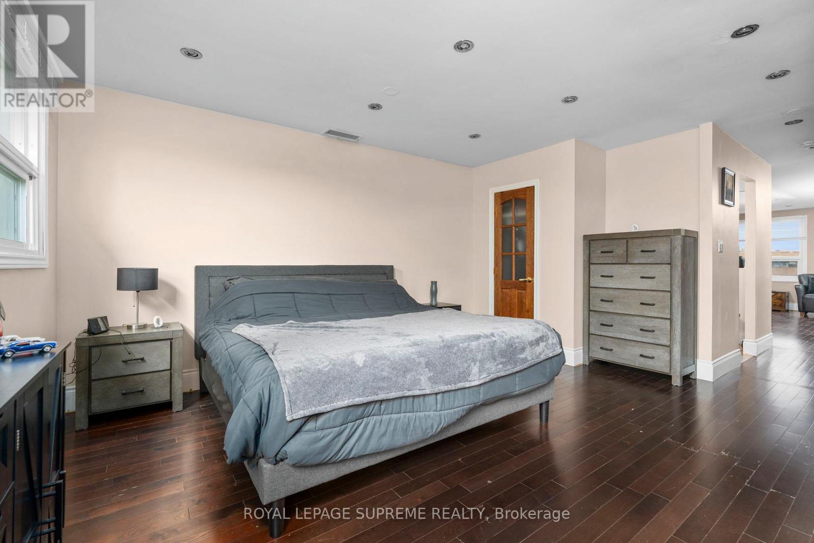 6127 Steeles Avenue W, Toronto, Ontario  M9L 2V1 - Photo 18 - W13798586