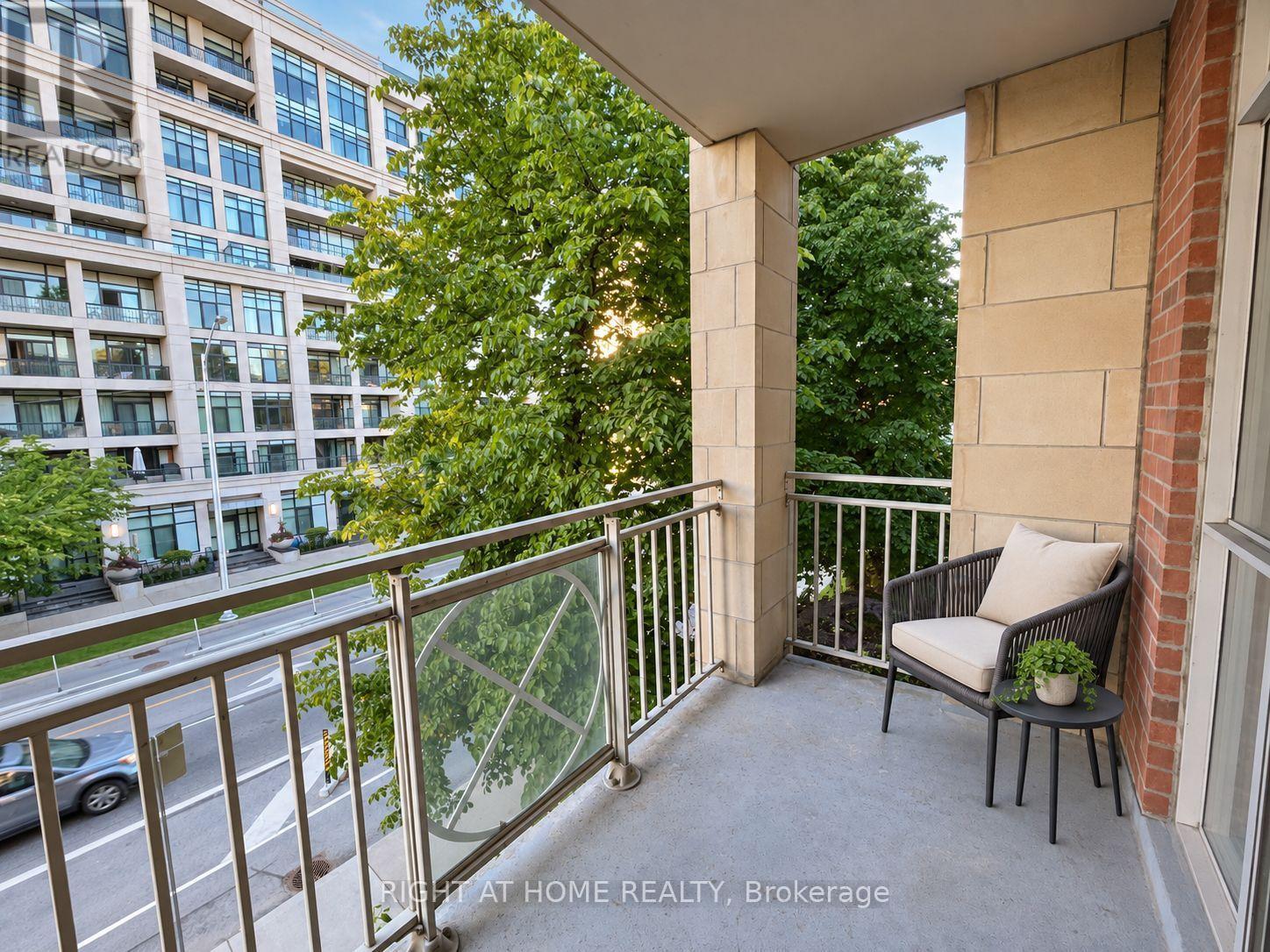 308 - 2511 Bloor Street W, Toronto, Ontario  M6S 5A6 - Photo 9 - W13798652