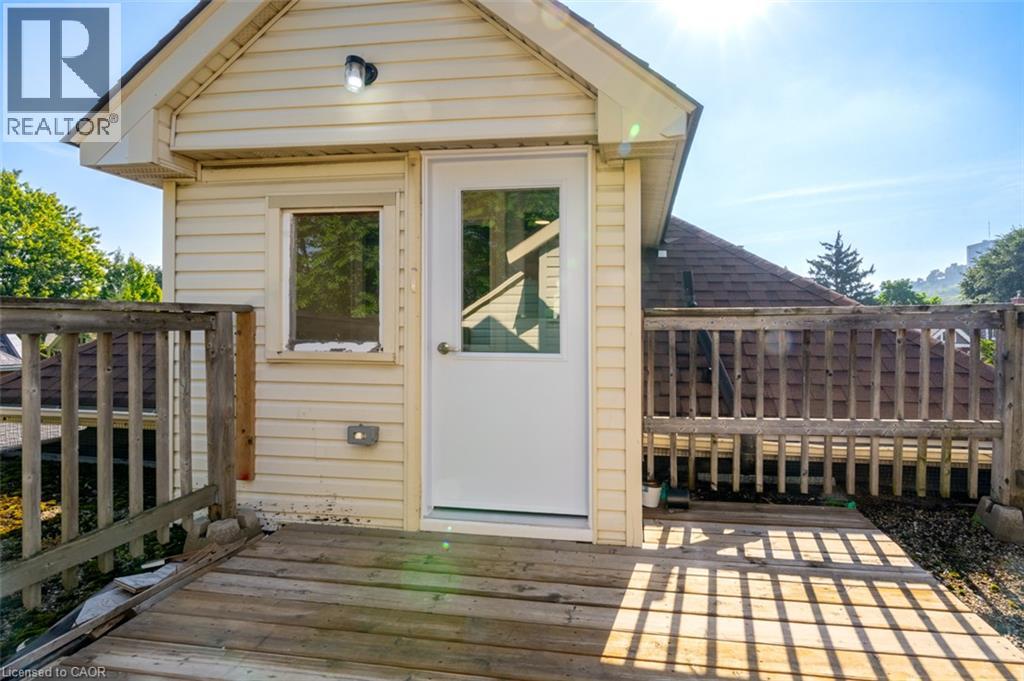 124 Gladstone Avenue Unit# 3, Hamilton, Ontario  L8M 2H9 - Photo 4 - 40860062