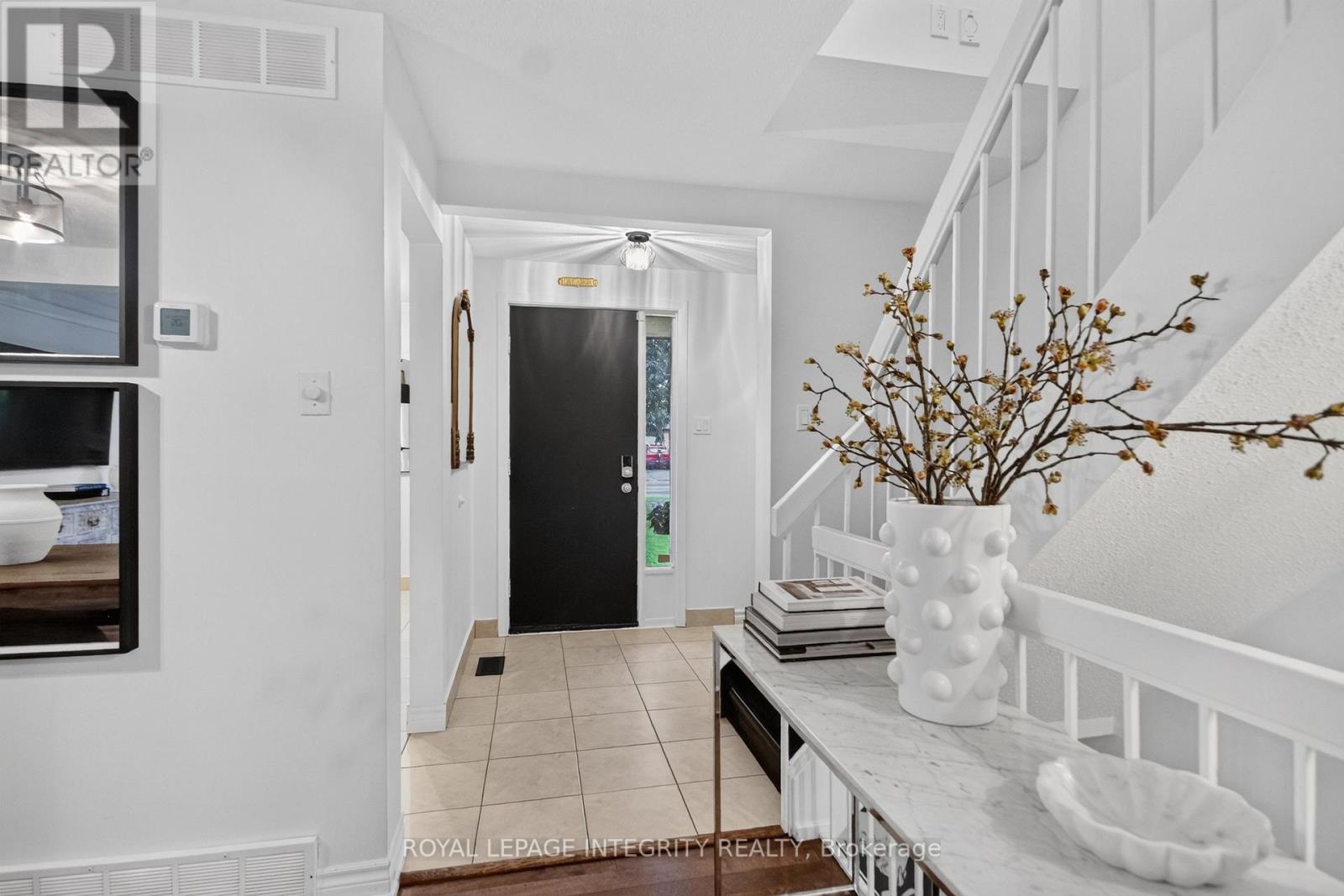 209 Sherway Drive, Ottawa, Ontario  K2J 2B3 - Photo 5 - X13798492