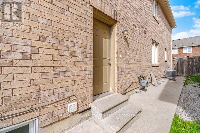 64 Biddens Square, Brampton, Ontario  L6P 3P9 - Photo 39 - W13798780