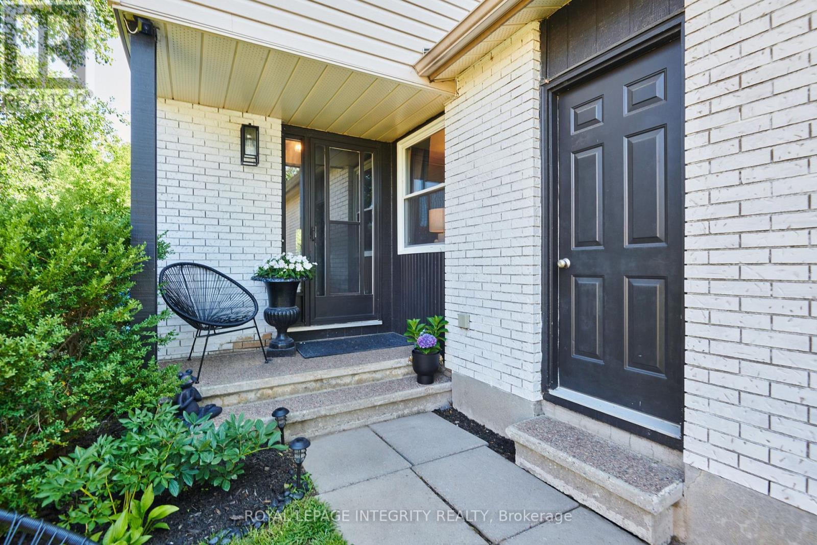209 Sherway Drive, Ottawa, Ontario  K2J 2B3 - Photo 3 - X13798492