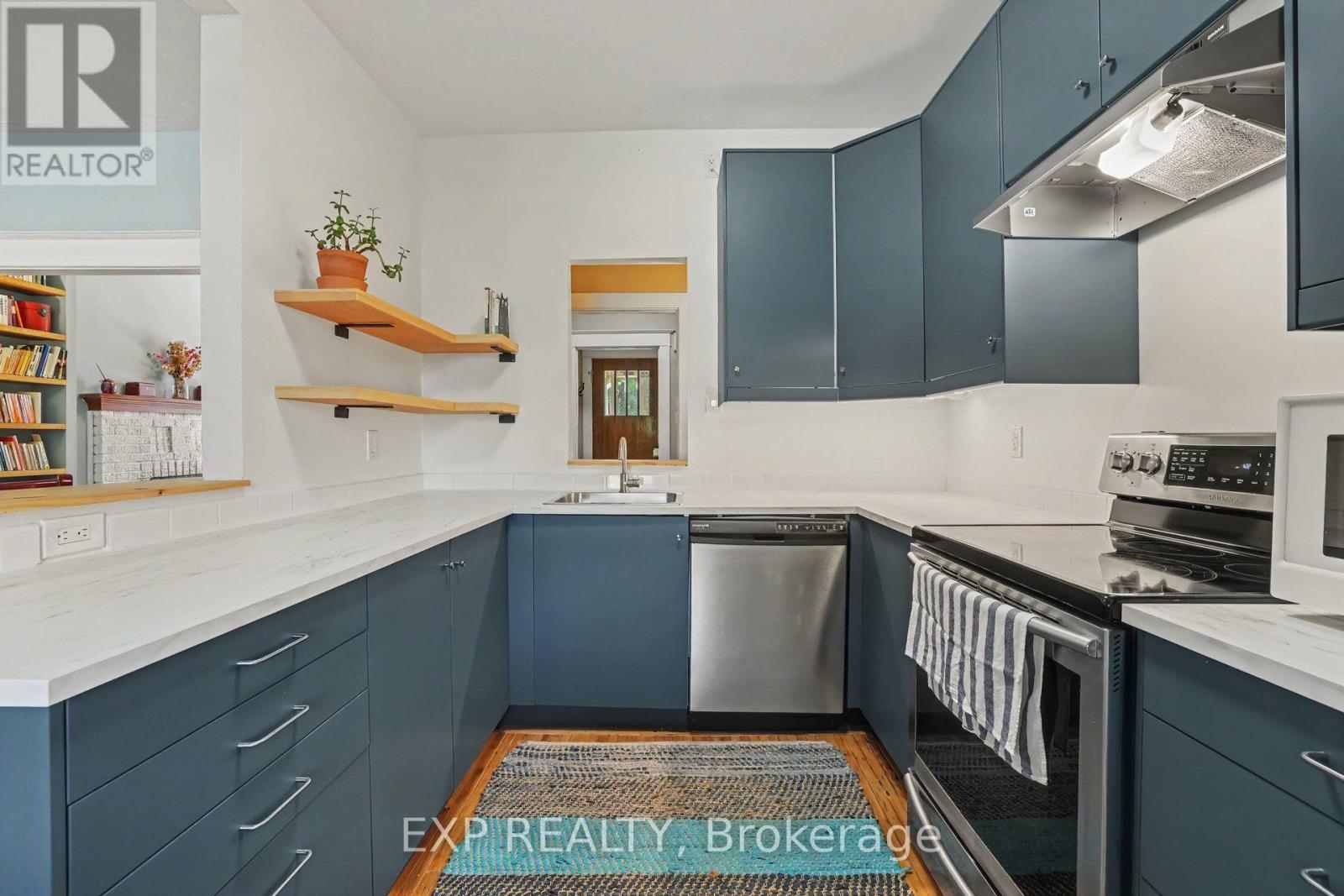 385 Templeton Street, Ottawa, Ontario  K1N 6Y1 - Photo 12 - X13798582