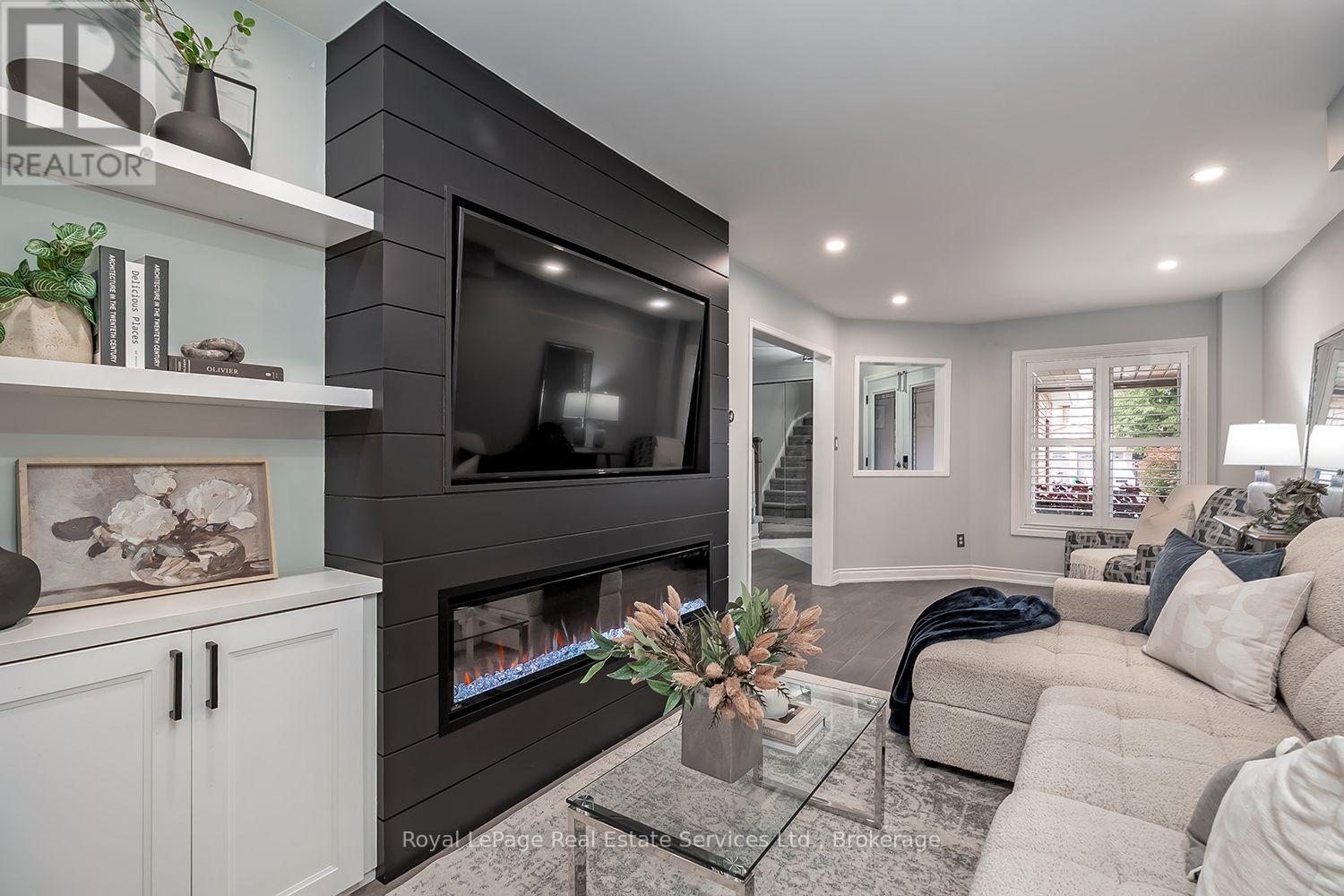 6576 Alderwood Trail, Mississauga, Ontario  L5N 6W3 - Photo 9 - W13798558