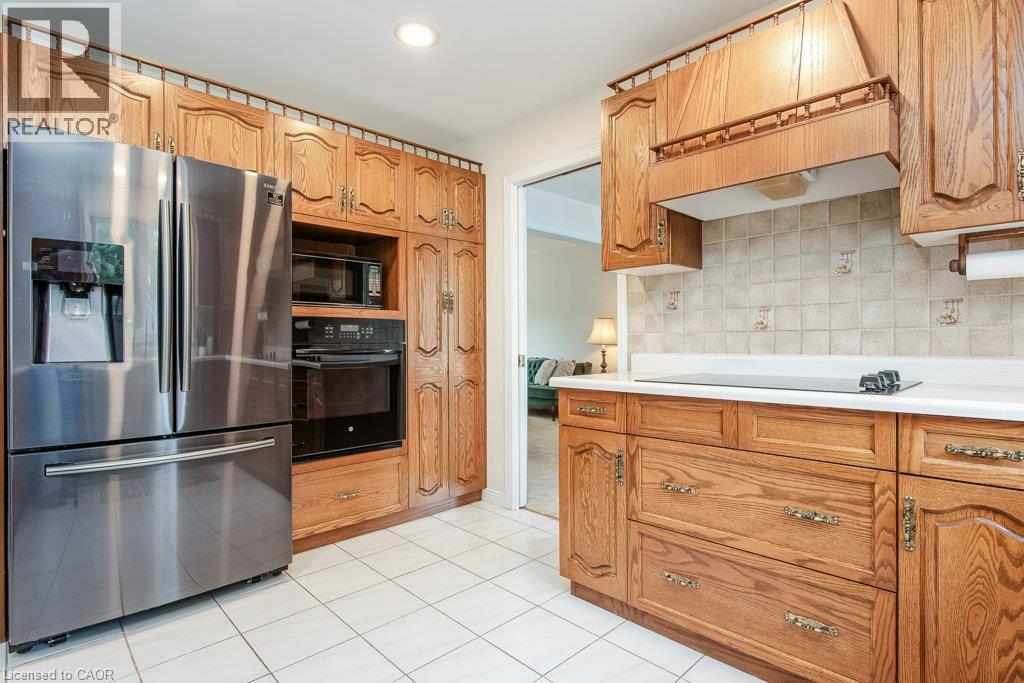 493 Ennismore Place, Waterloo, Ontario  N2T 2G3 - Photo 16 - 40864240