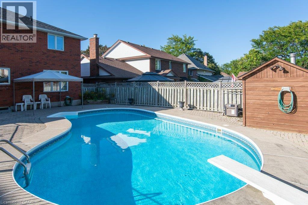 493 Ennismore Place, Waterloo, Ontario  N2T 2G3 - Photo 5 - 40864240