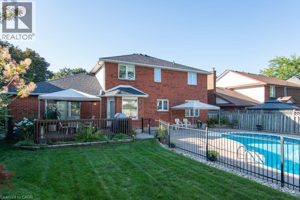 493 Ennismore Place, Waterloo, Ontario  N2T 2G3 - Photo 4 - 40864240