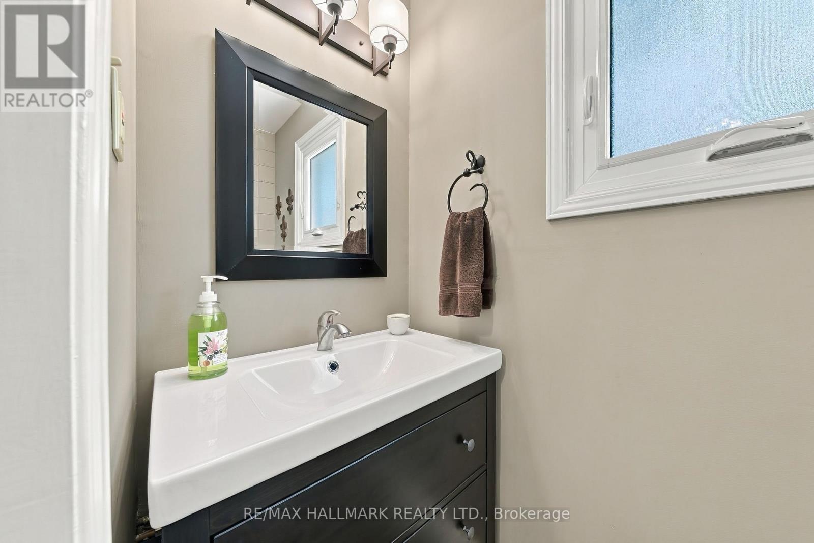 427 Melanie Crescent, Hamilton, Ontario  L9G 4B1 - Photo 20 - X13798370