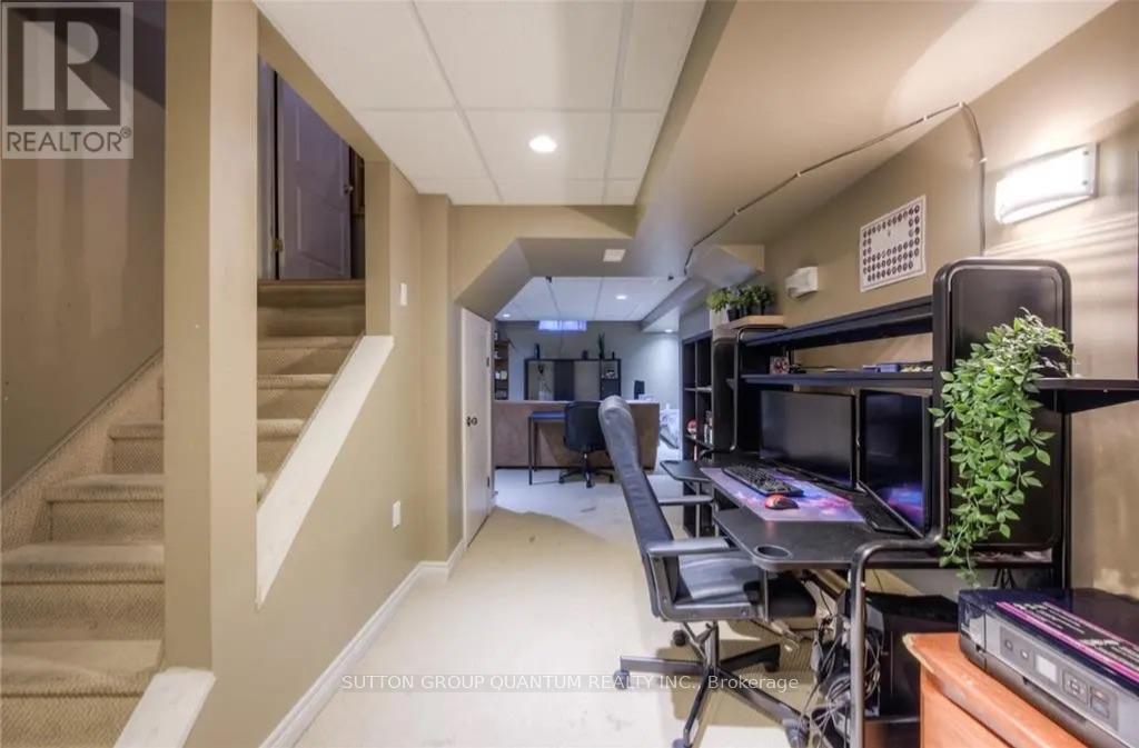 99 Foxborough Drive, Hamilton, Ontario  L9G 4Z1 - Photo 23 - X13798386