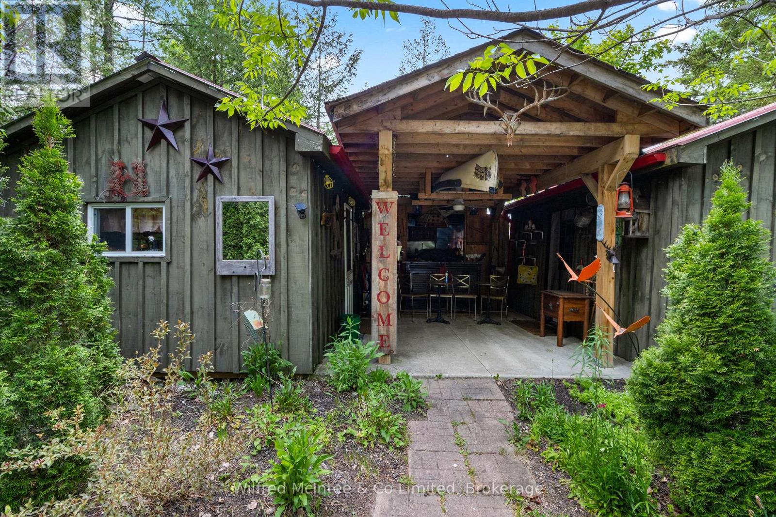 541503 CONCESSION 14 NDR, West Grey, Ontario