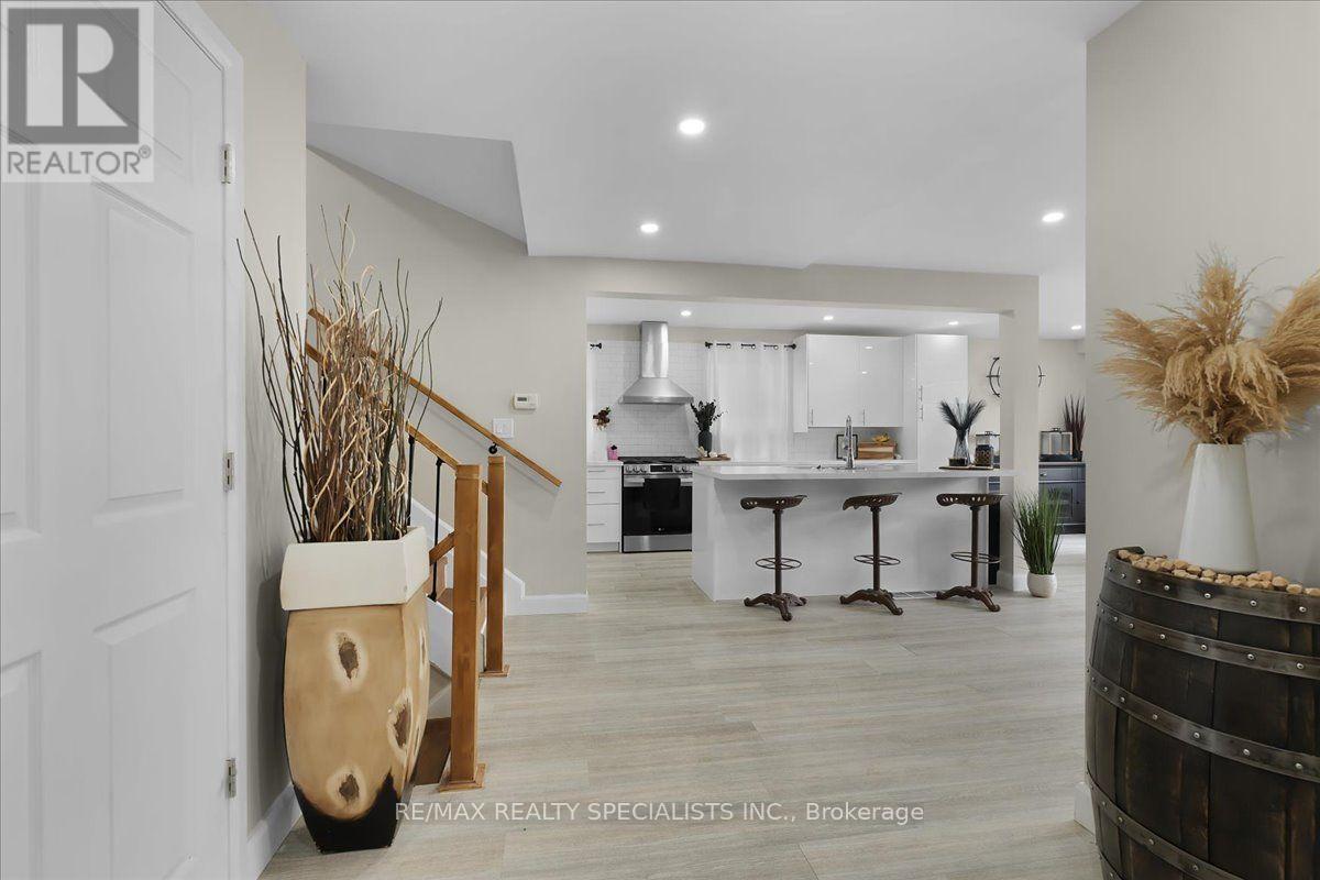 12 Wardell Crescent, Haldimand, Ontario  N0A 1H0 - Photo 7 - X13798446