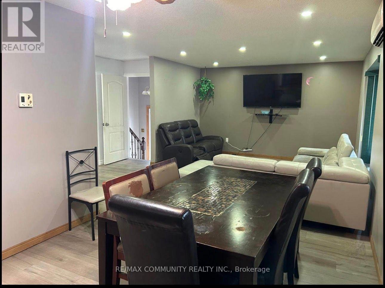 Main - 174 Colborne Street, Kawartha Lakes, Ontario  K9V 6A1 - Photo 3 - X13798596