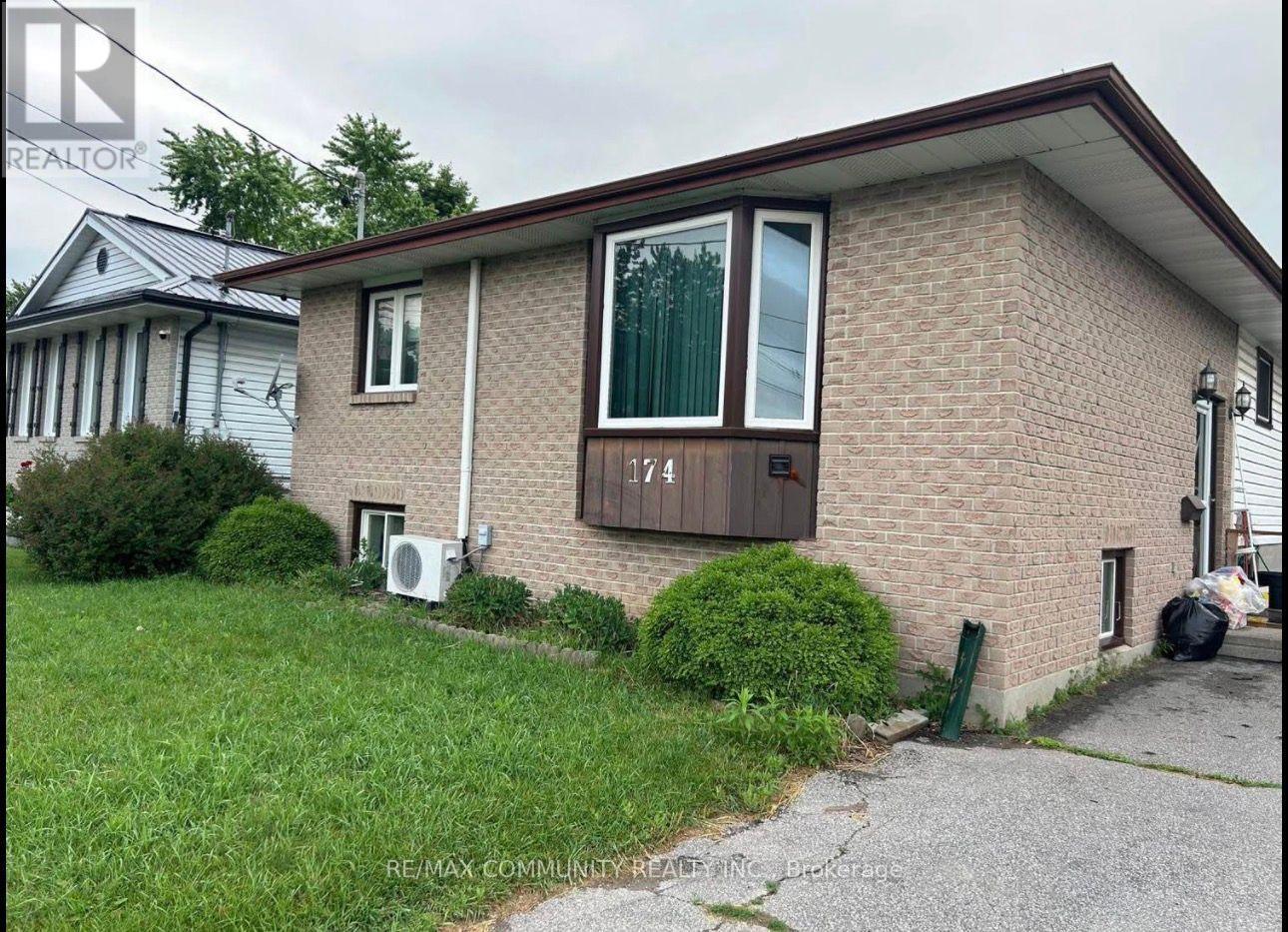 MAIN - 174 COLBORNE STREET, Kawartha Lakes, Ontario