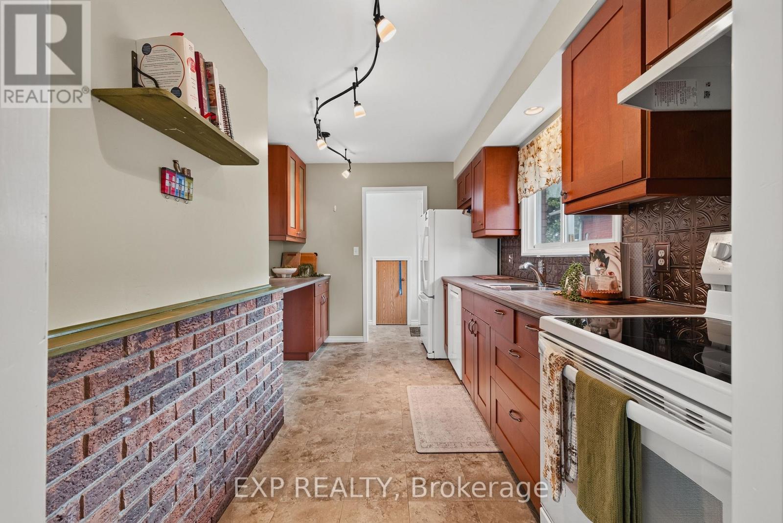 1393 Pineview Avenue, Cambridge, Ontario  N3H 4K4 - Photo 14 - X13798592